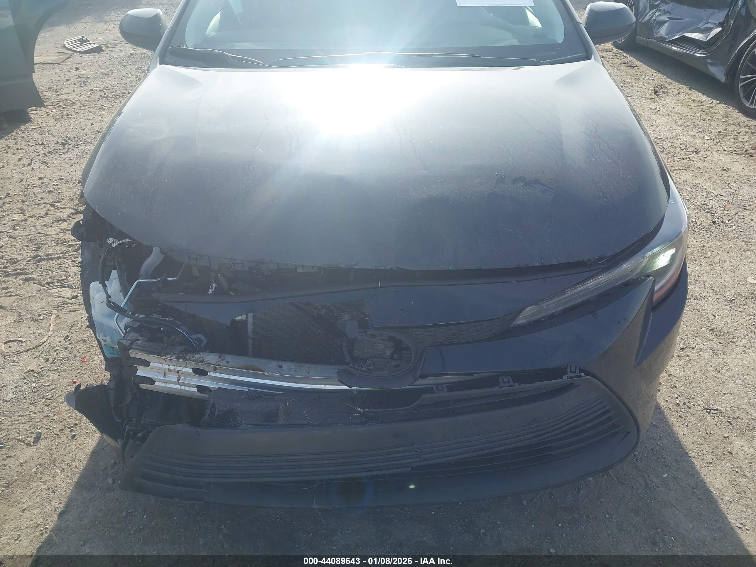 TOYOTA COROLLA image 6