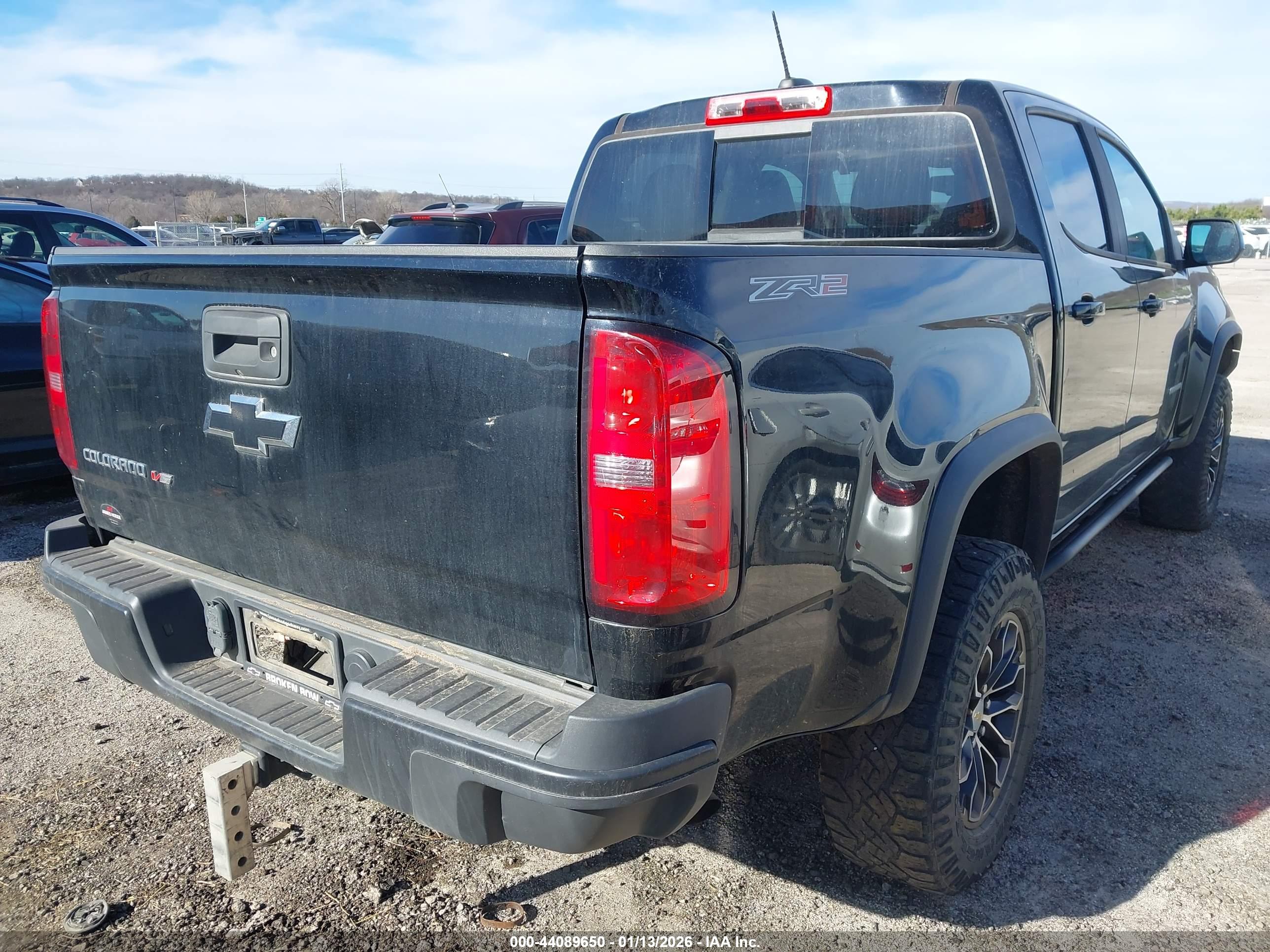 CHEVROLET COLORADO image 4