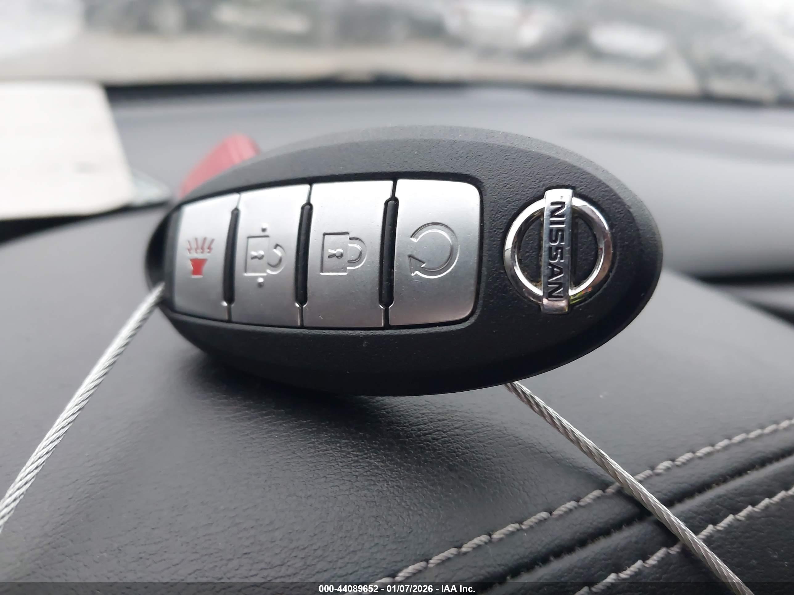 NISSAN MURANO image 11