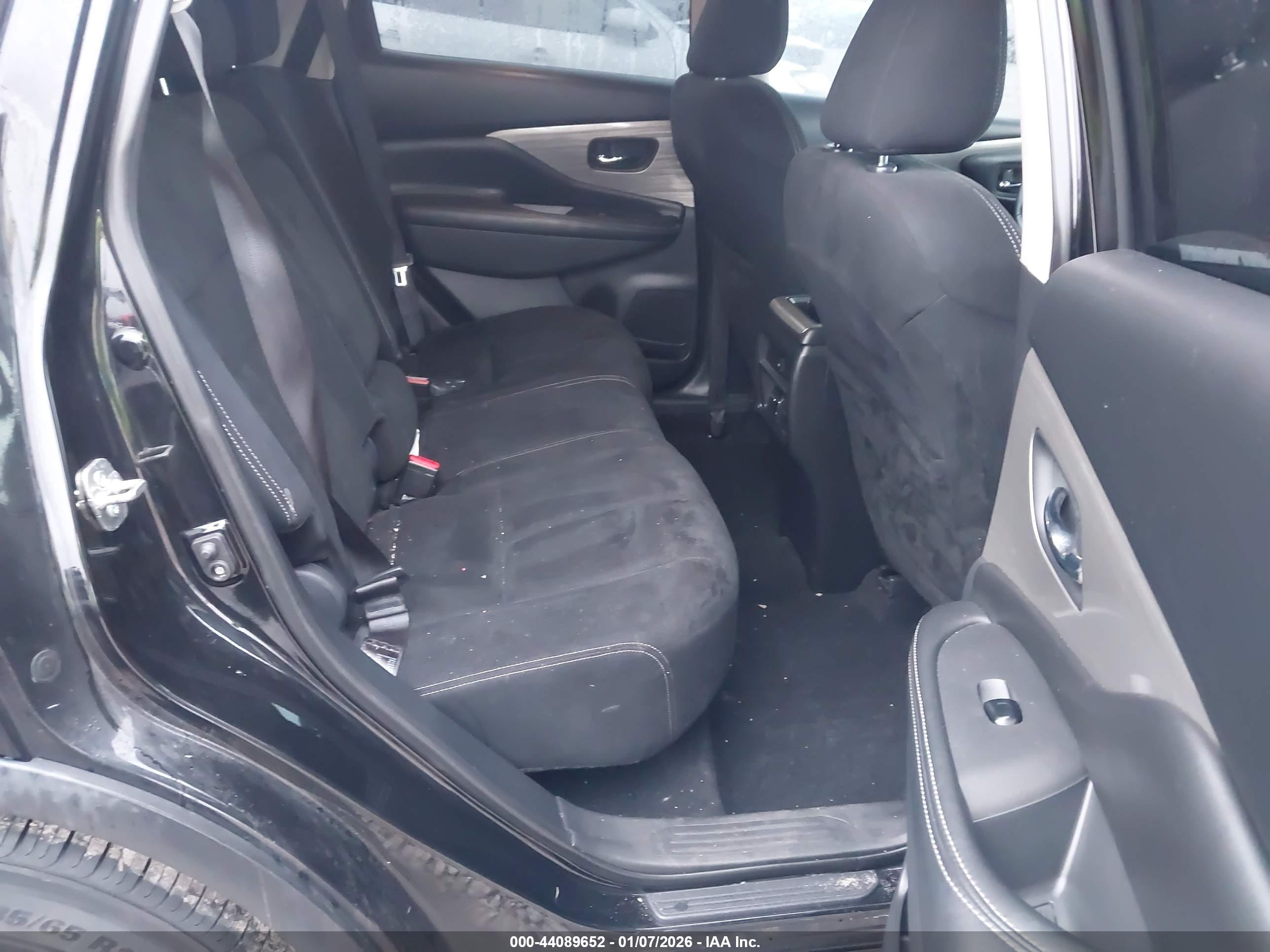NISSAN MURANO image 8