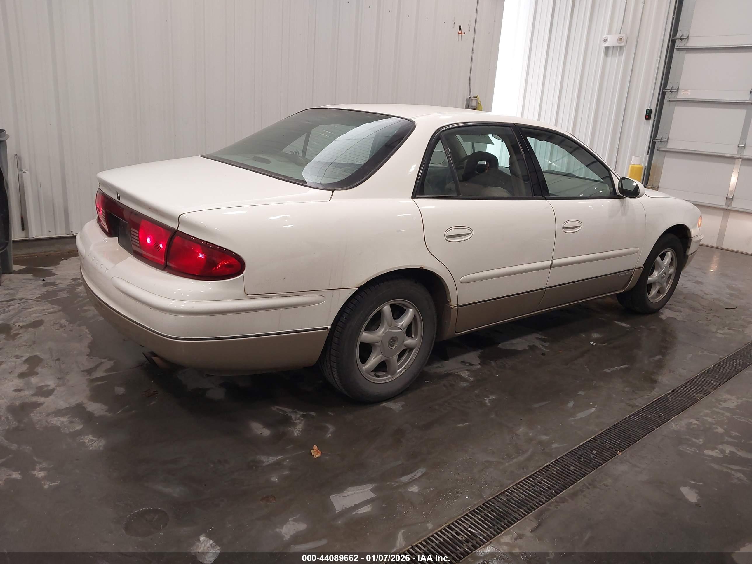 BUICK REGAL image 4