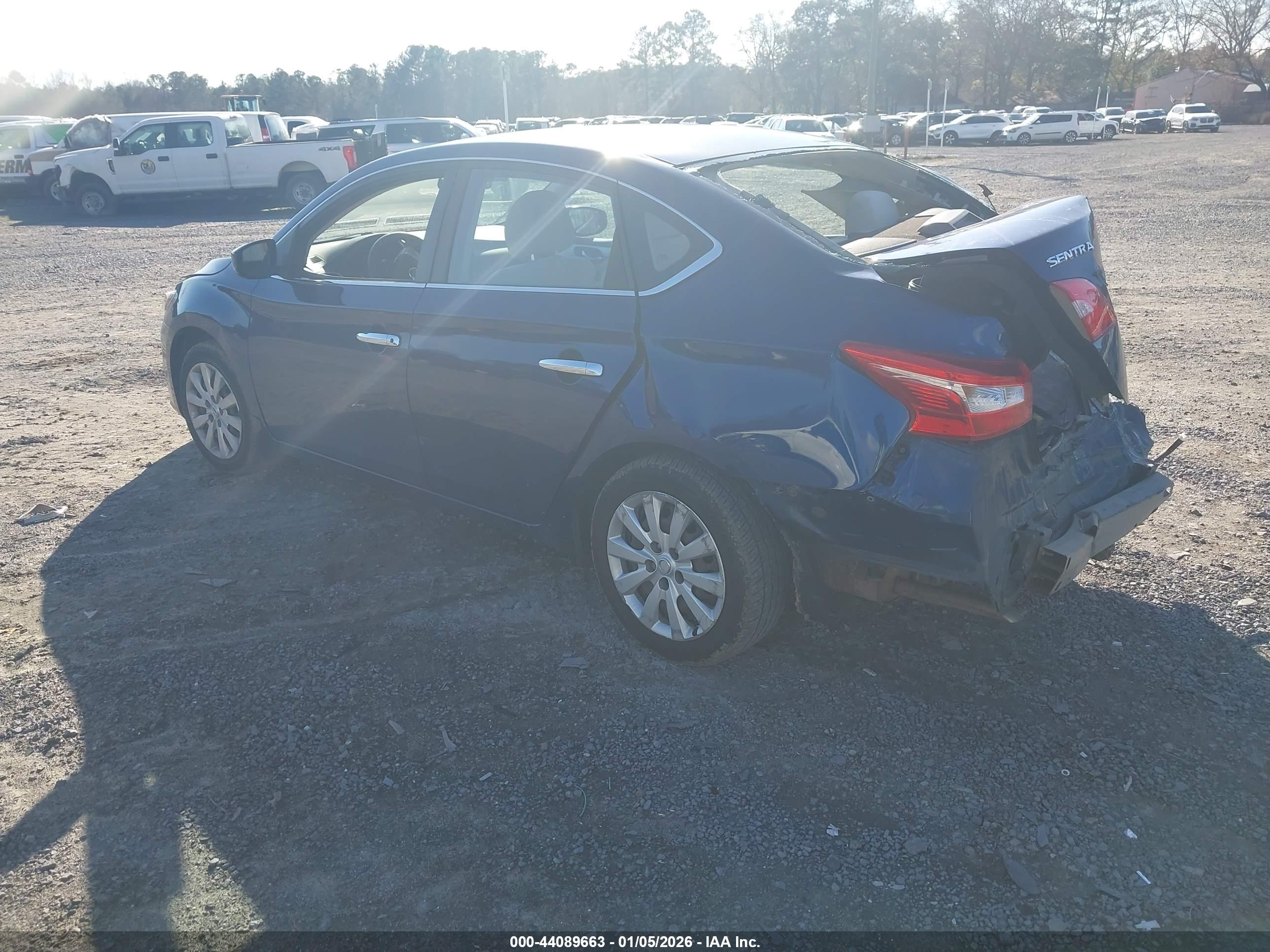 NISSAN SENTRA image 3