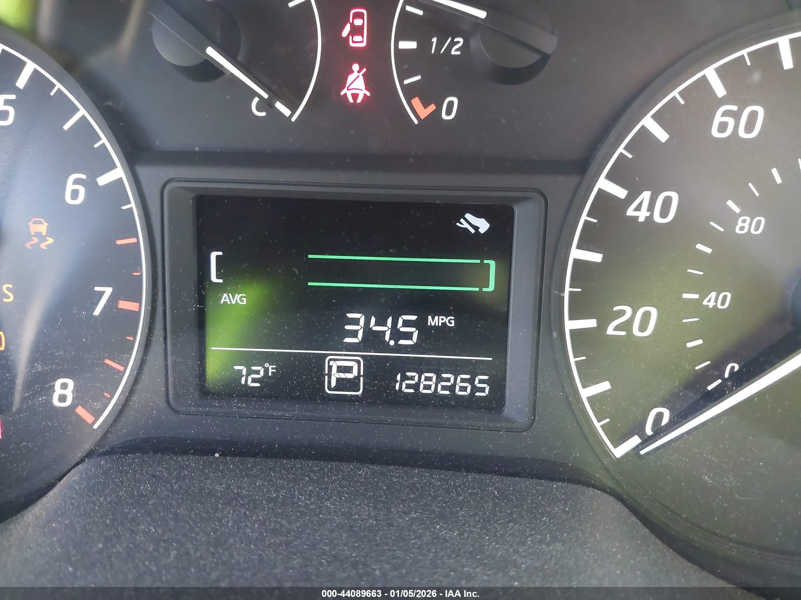 NISSAN SENTRA image 7