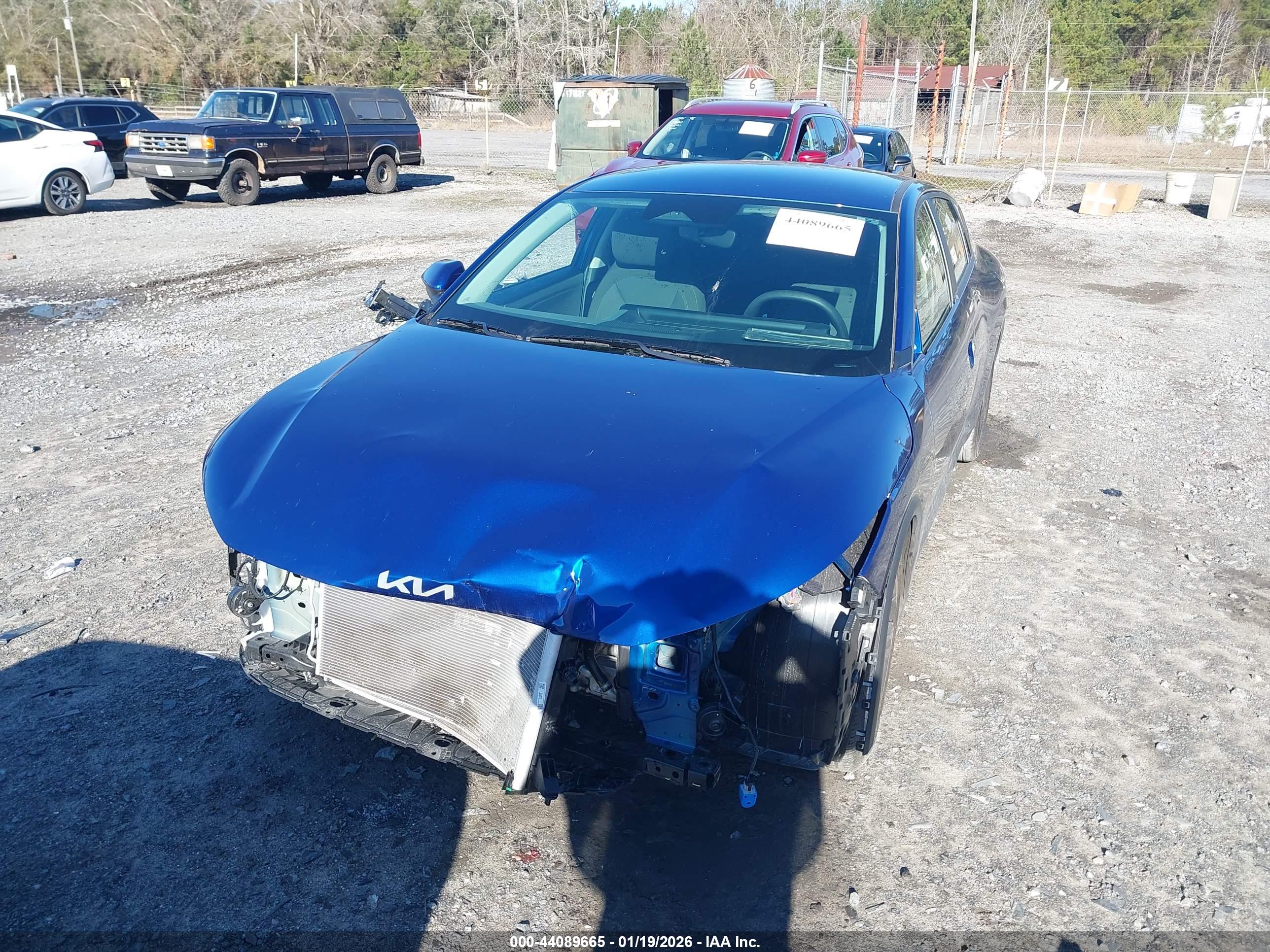 KIA K4 image 6