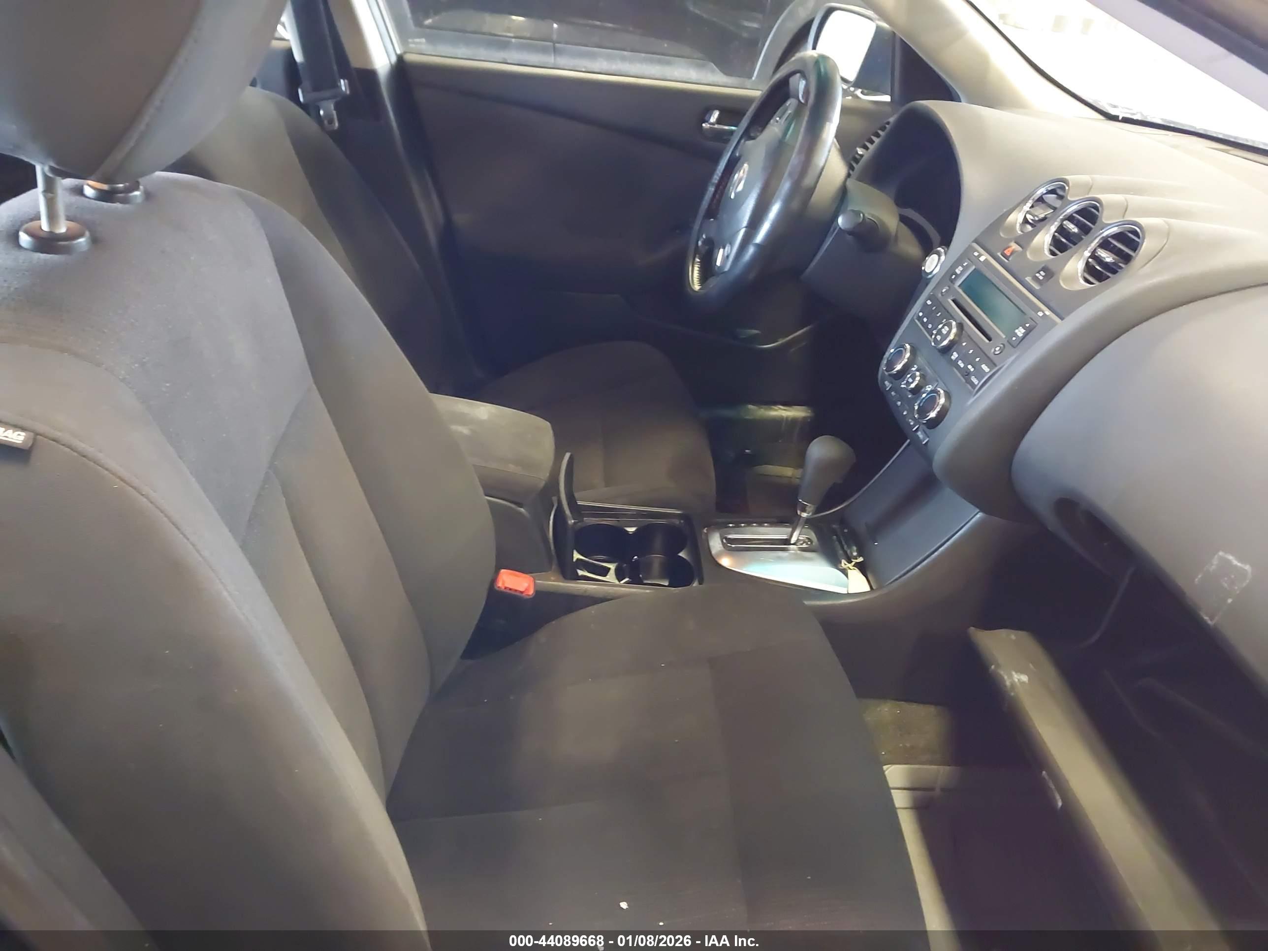 NISSAN ALTIMA image 5