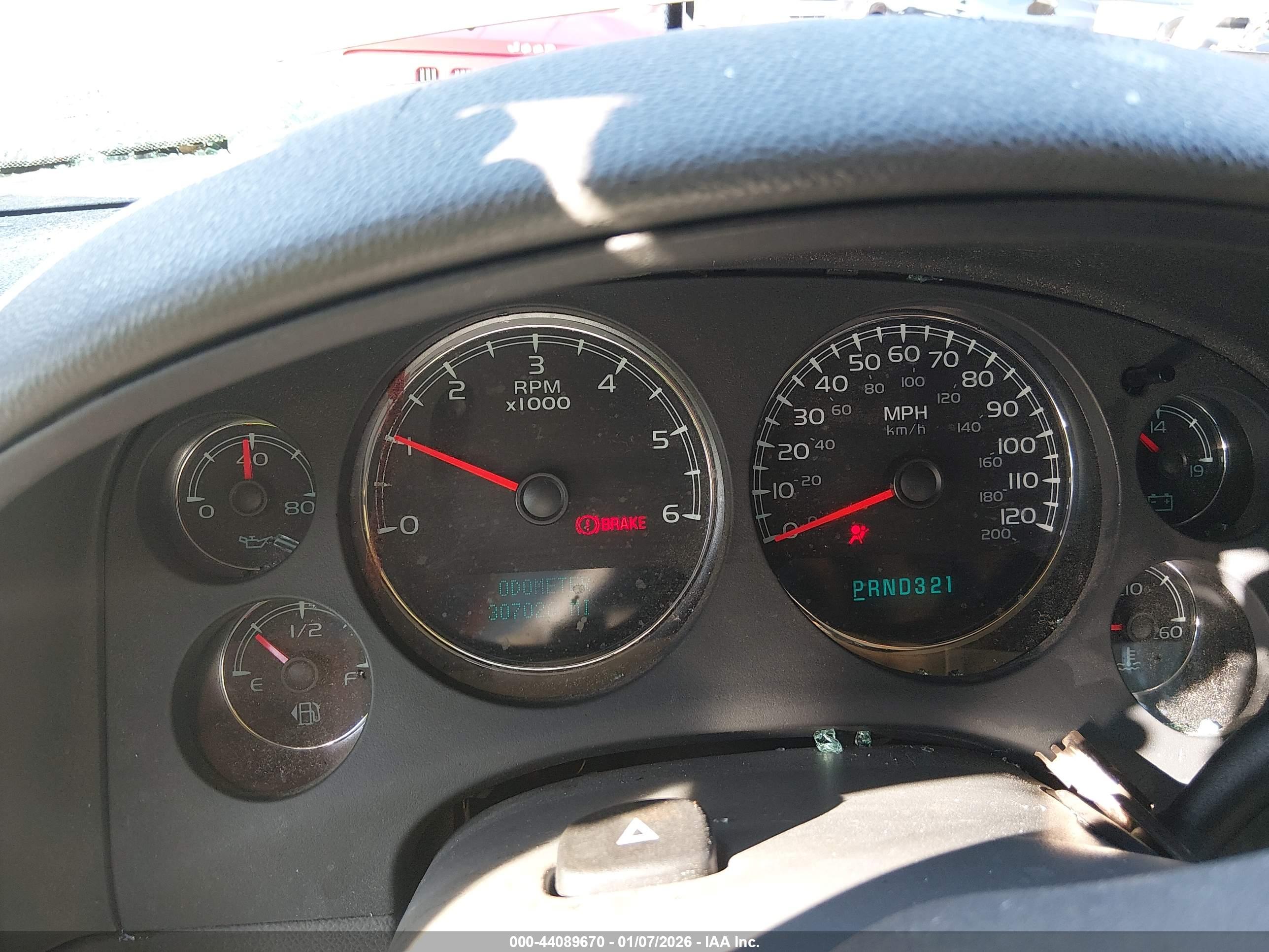 CHEVROLET TAHOE image 7