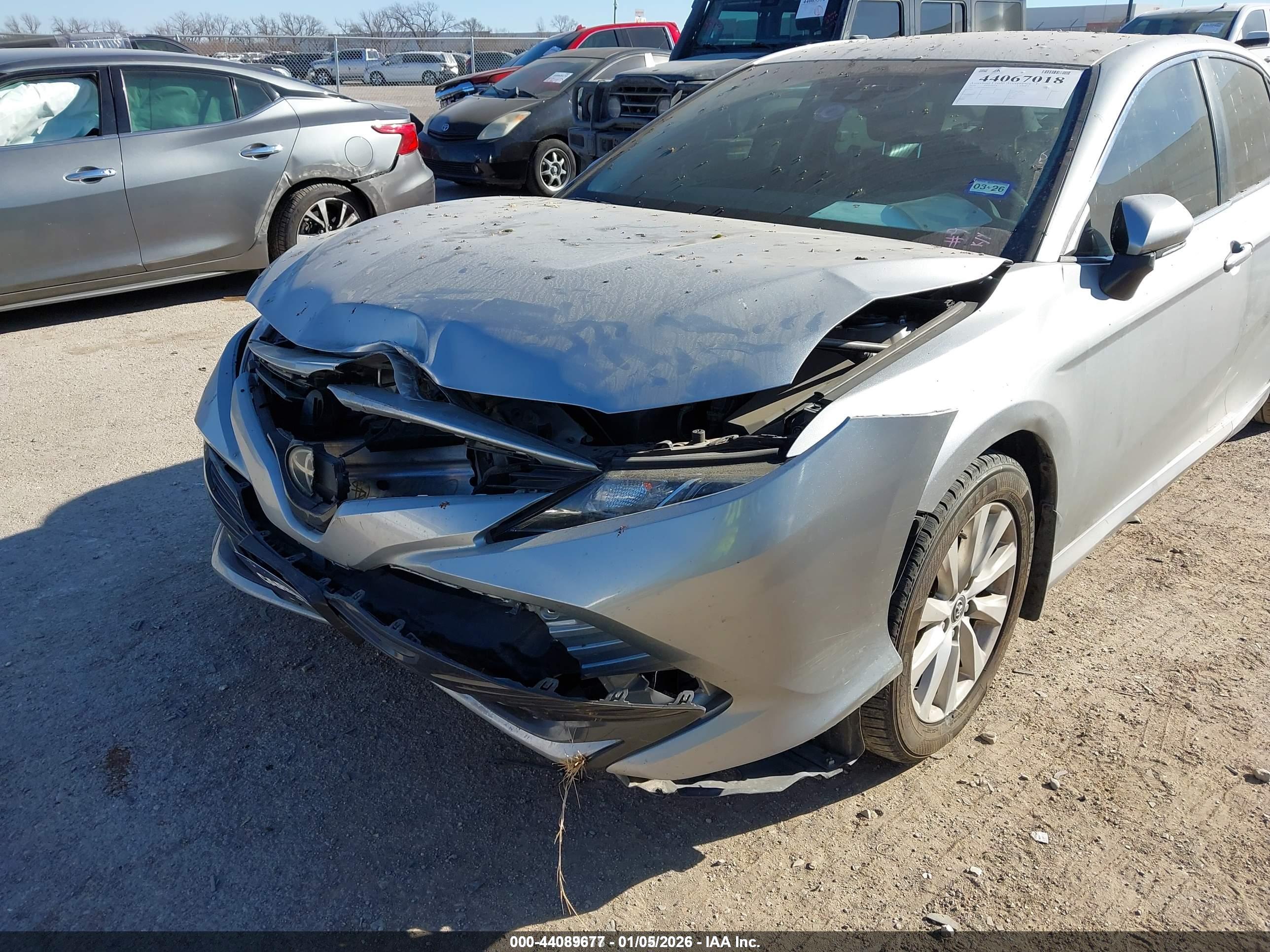 TOYOTA CAMRY image 6