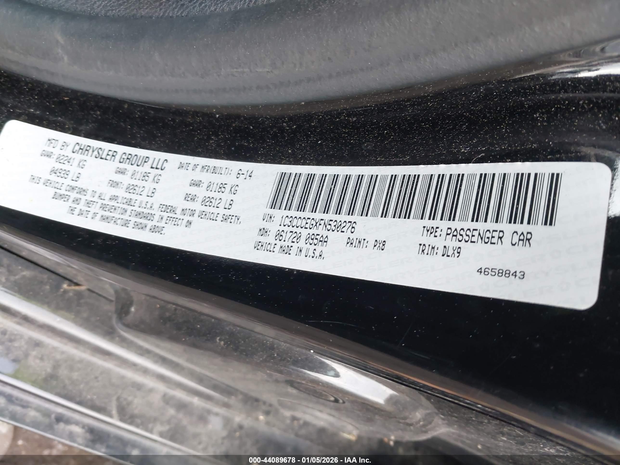 CHRYSLER 200 image 9