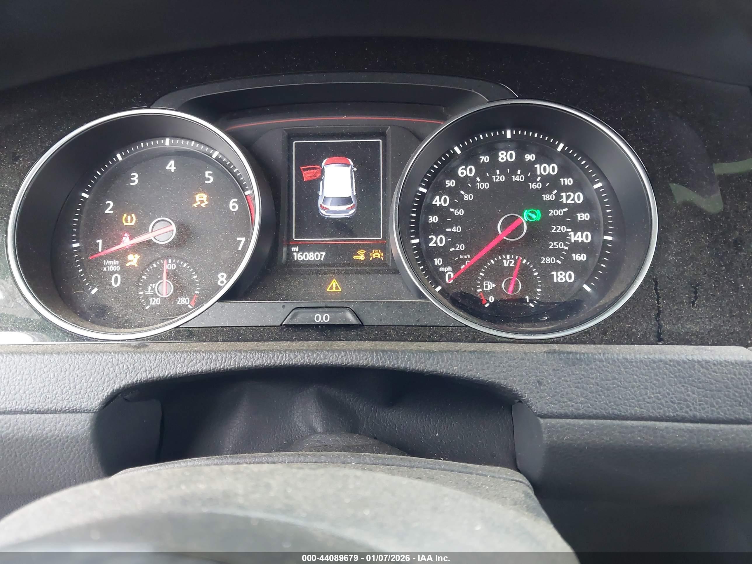 VOLKSWAGEN GOLF image 7