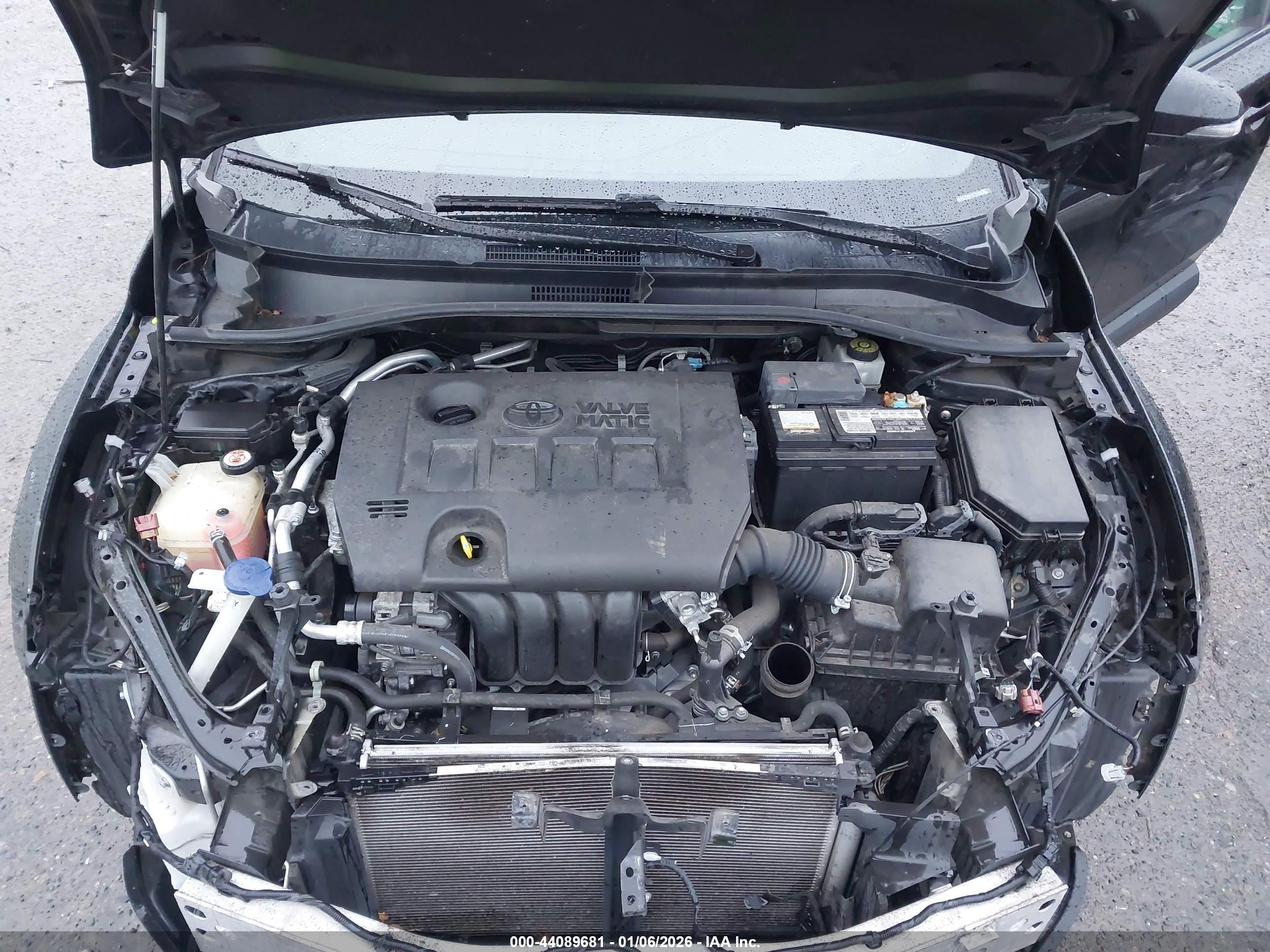 TOYOTA C-HR image 10