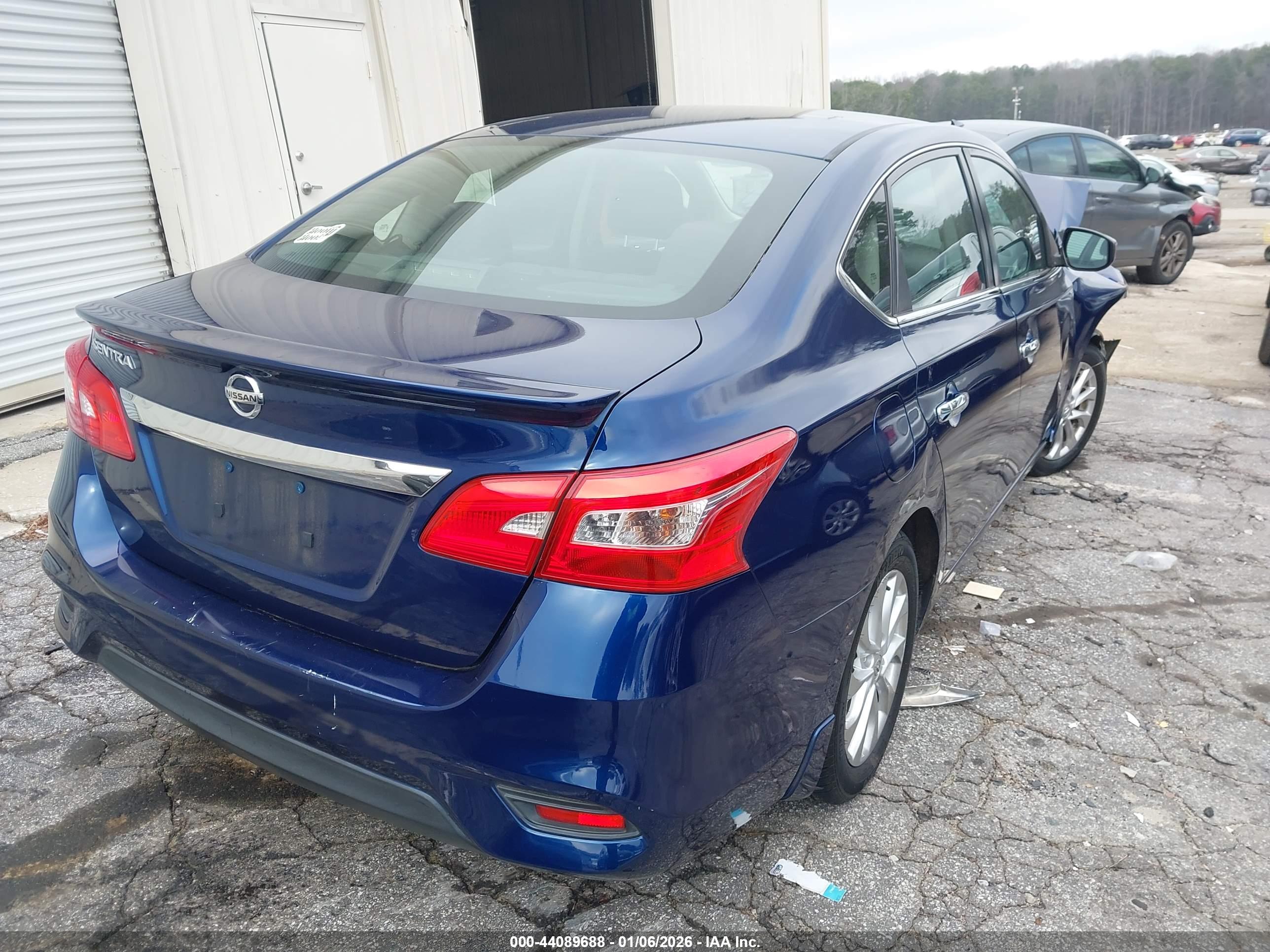 NISSAN SENTRA image 4