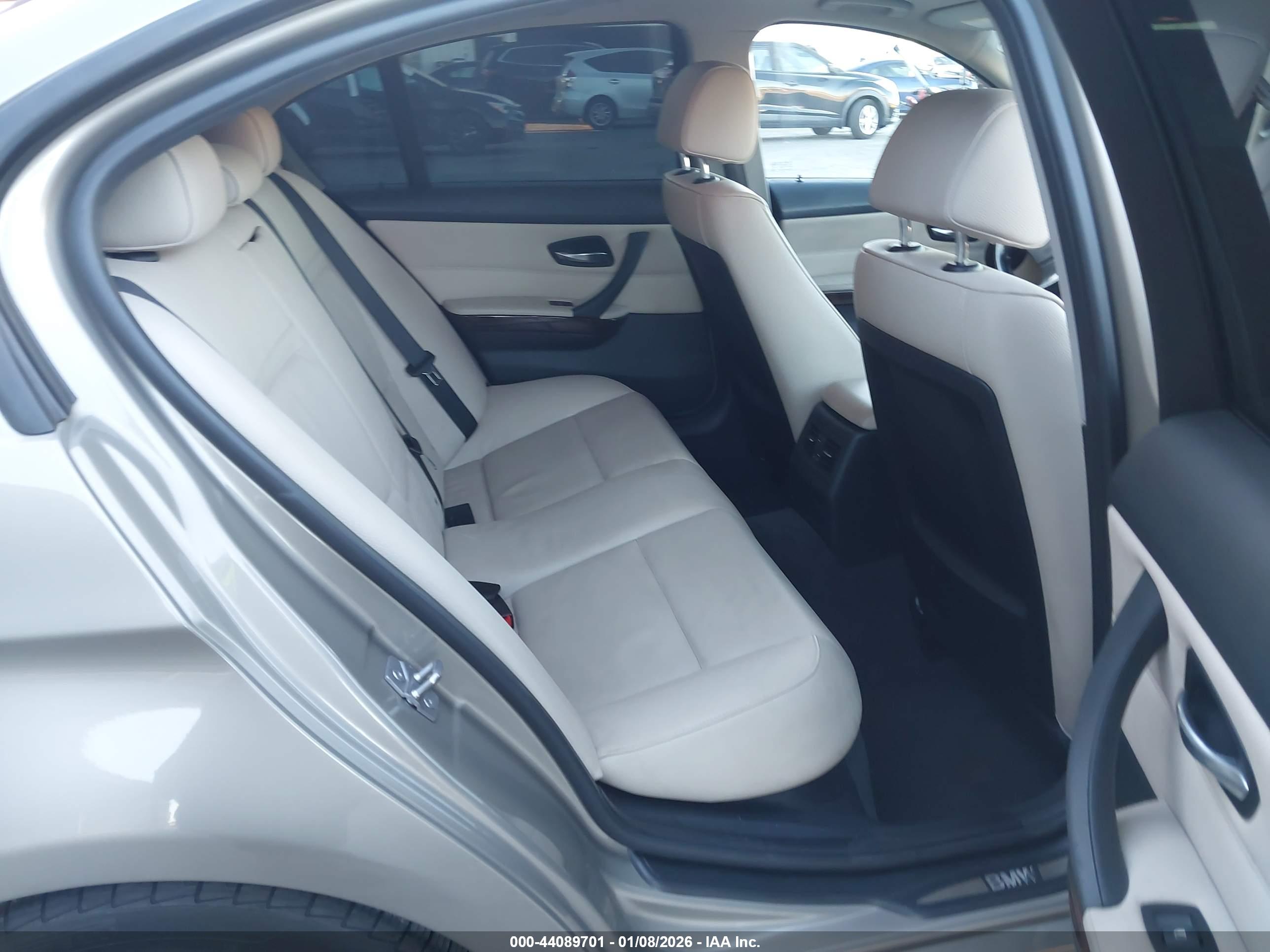 BMW 328I image 8