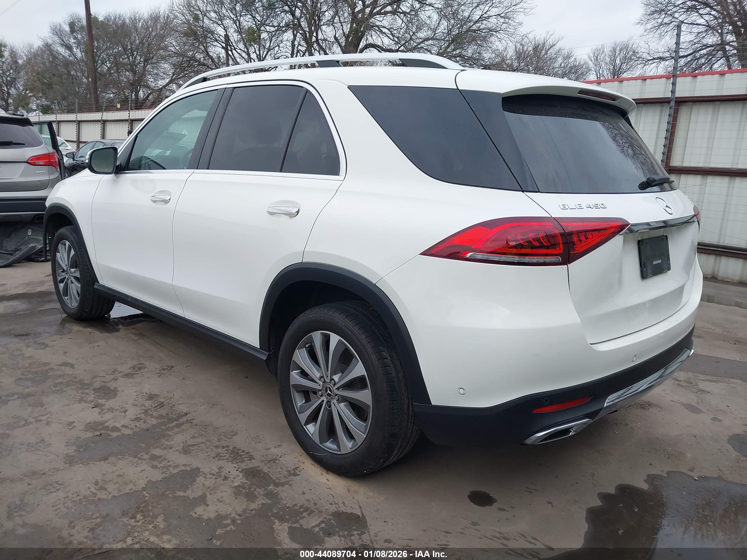 MERCEDES-BENZ GLE image 3