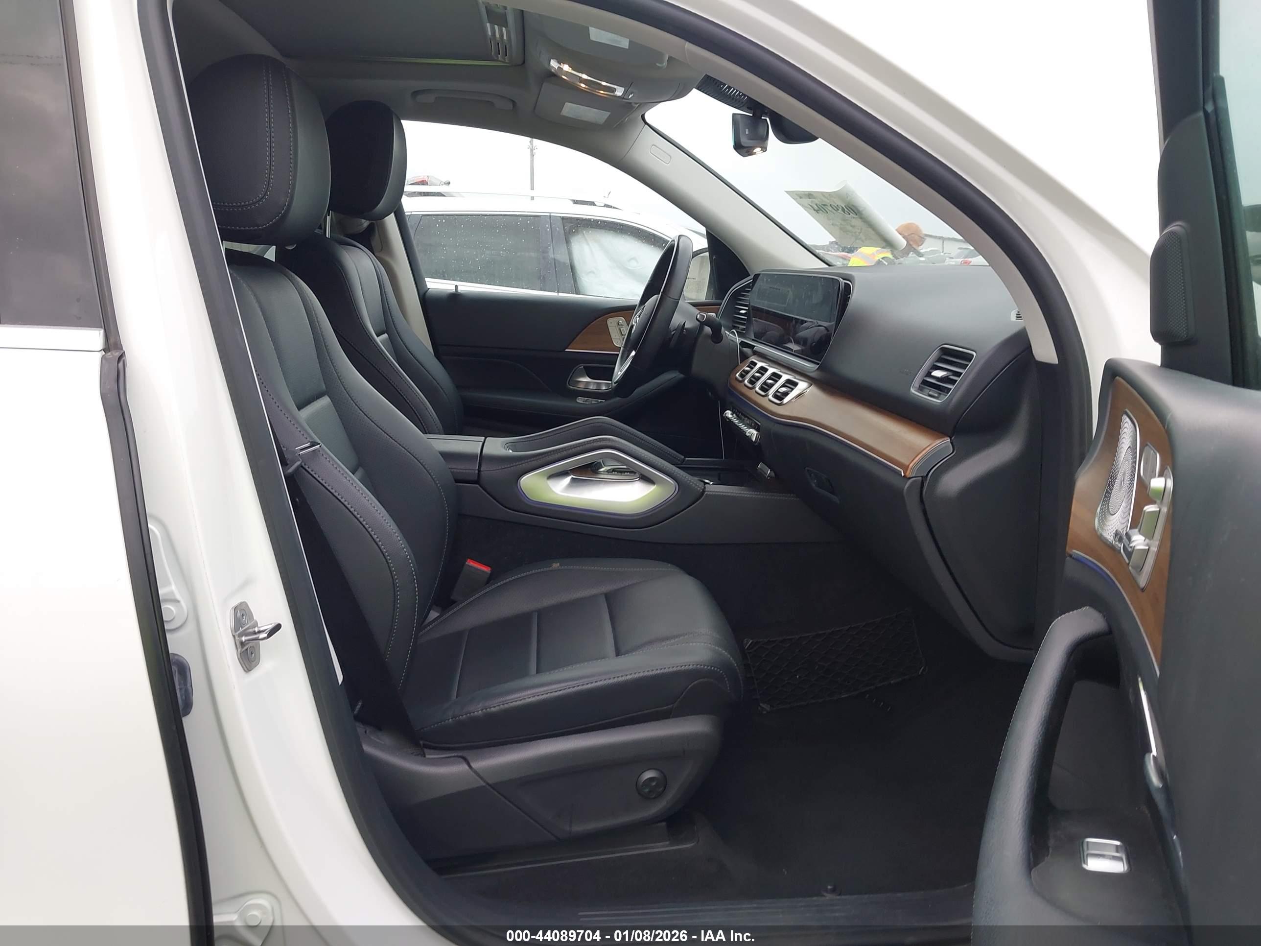 MERCEDES-BENZ GLE image 5
