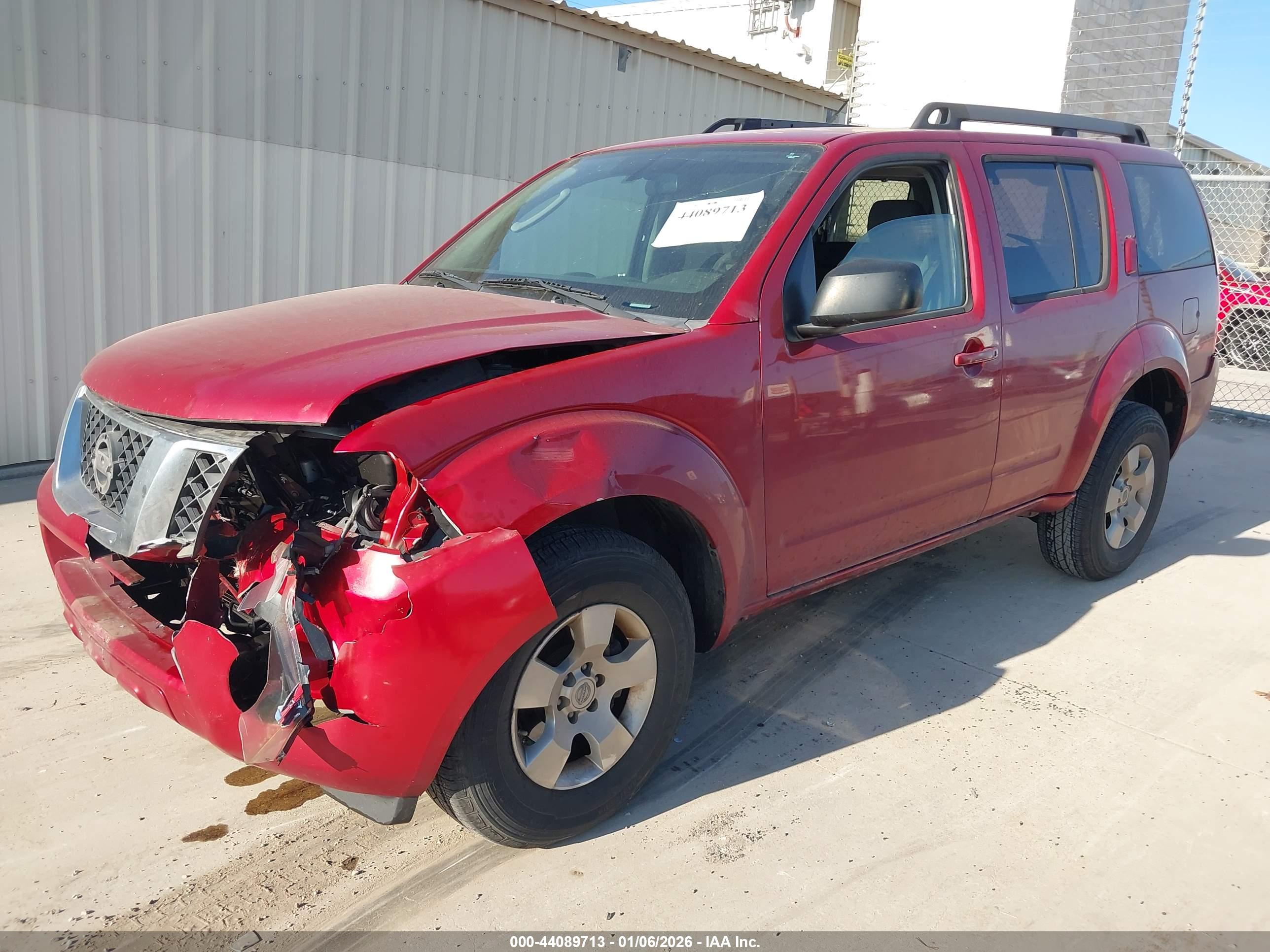 NISSAN PATHFINDER image 2