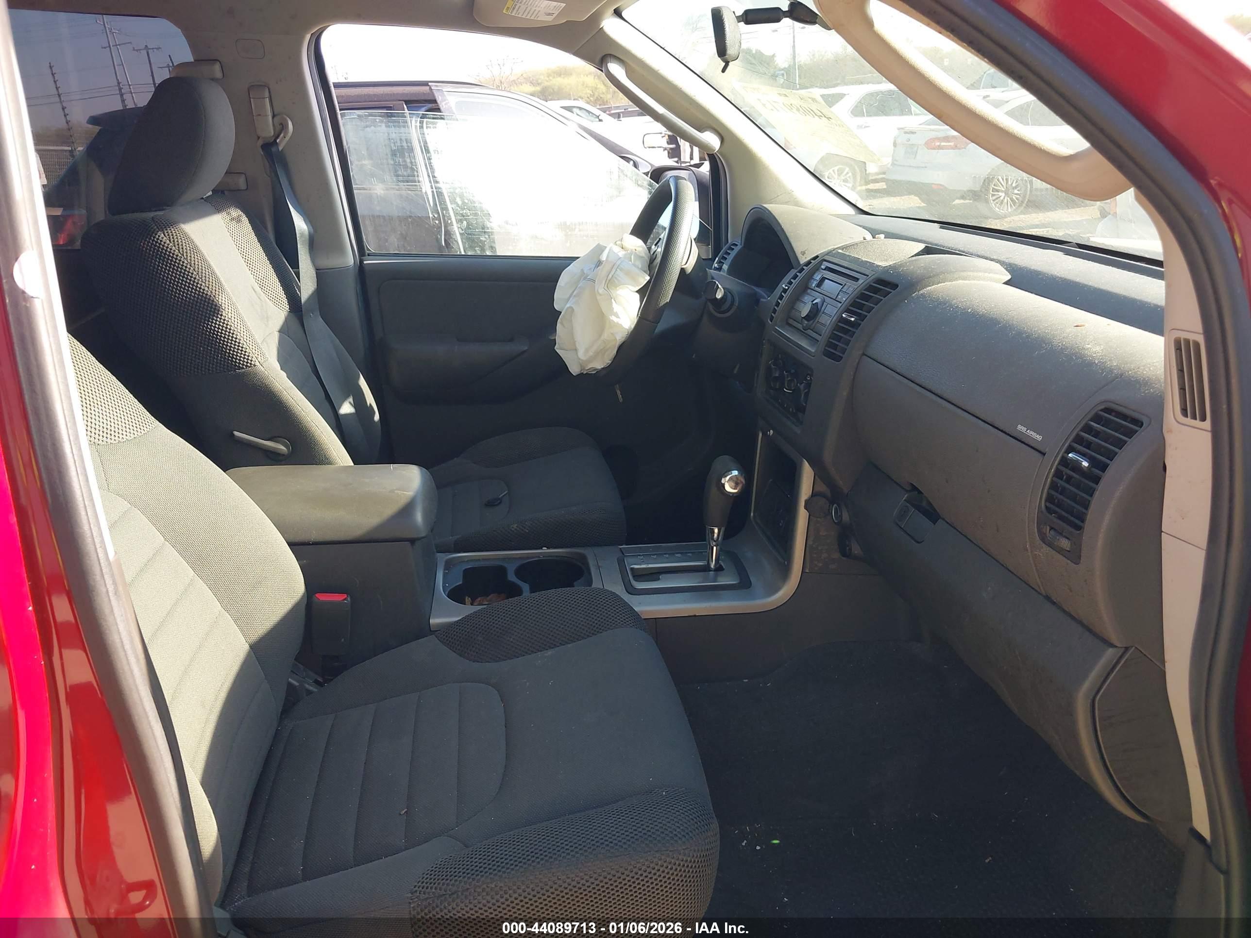 NISSAN PATHFINDER image 5