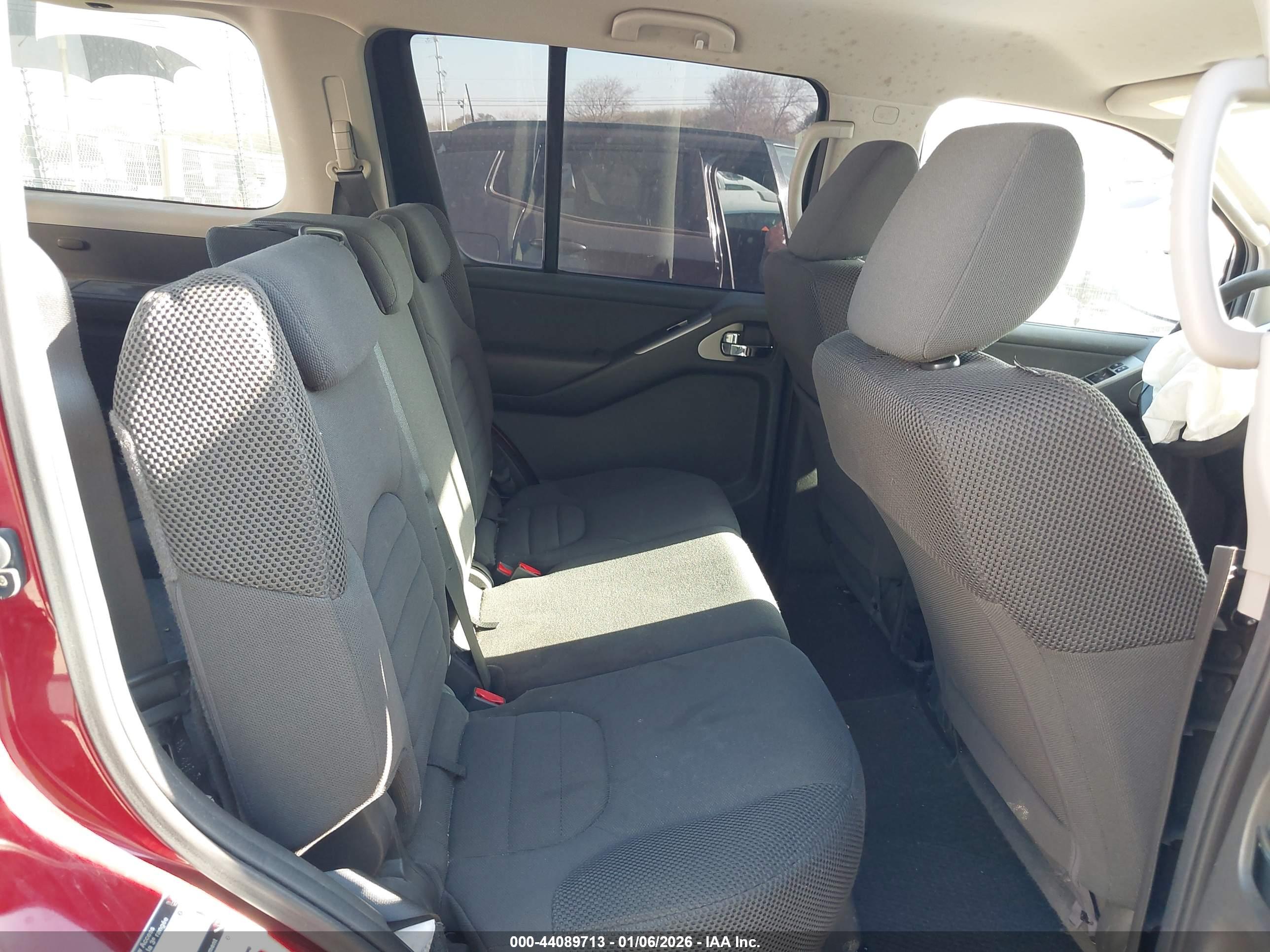 NISSAN PATHFINDER image 8