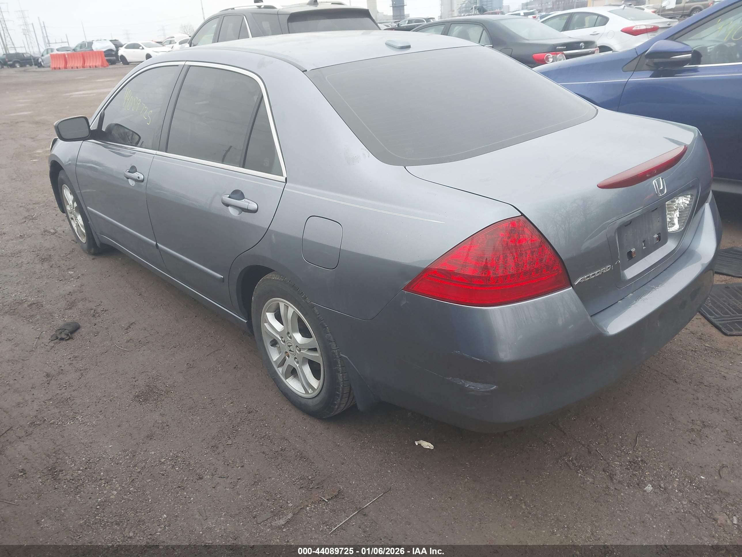 HONDA ACCORD image 3