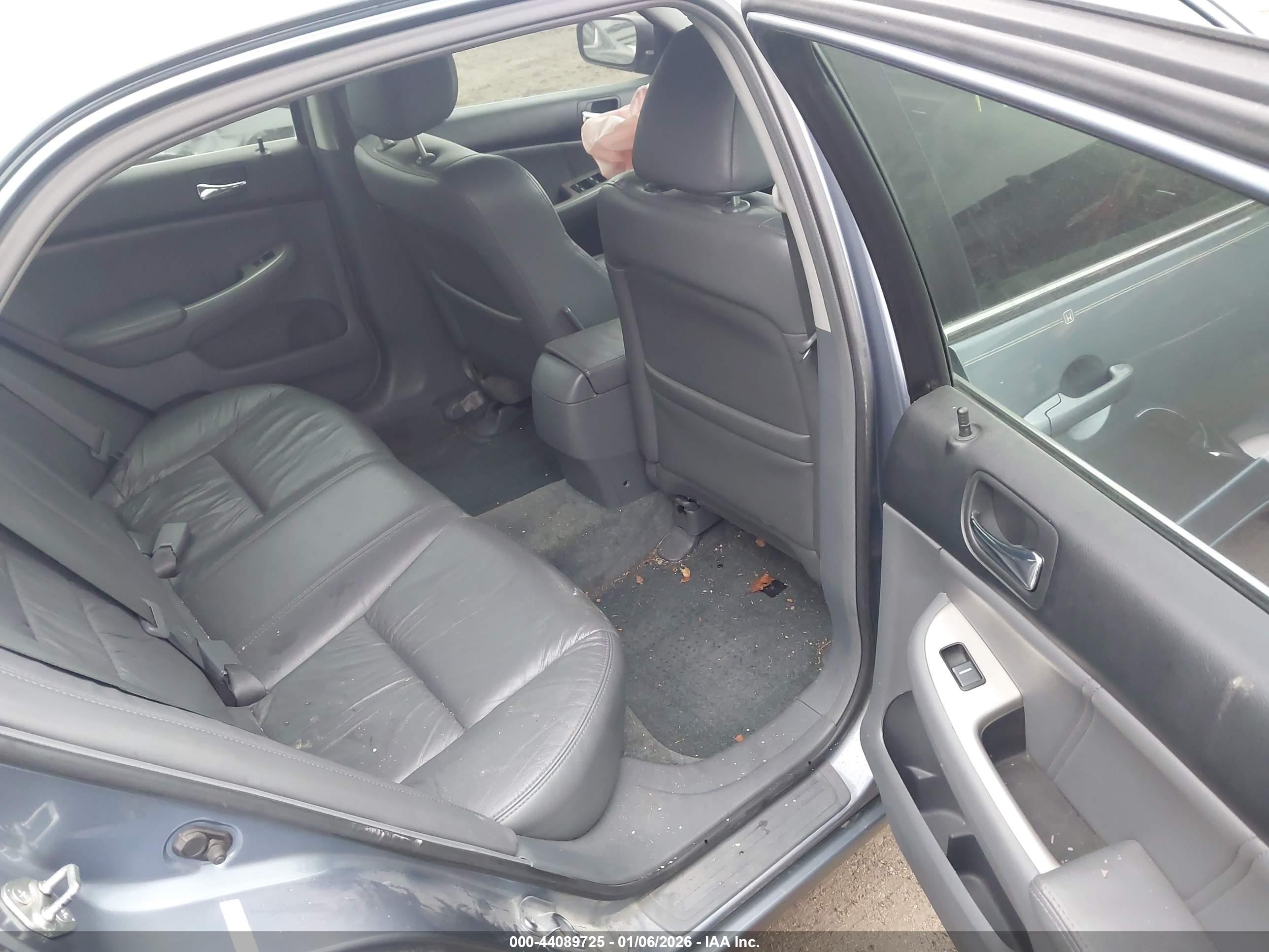 HONDA ACCORD image 8