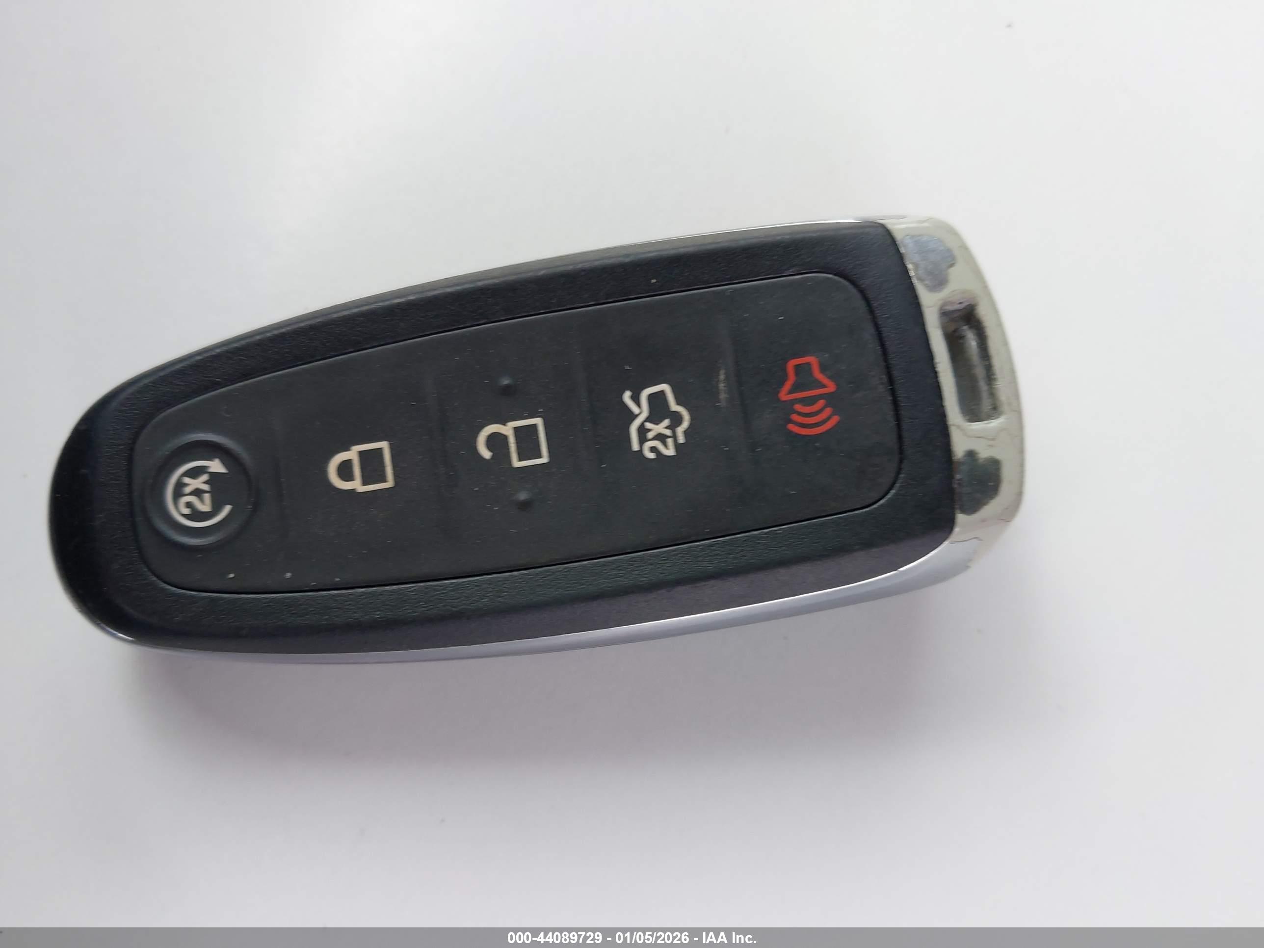 FORD ESCAPE image 11