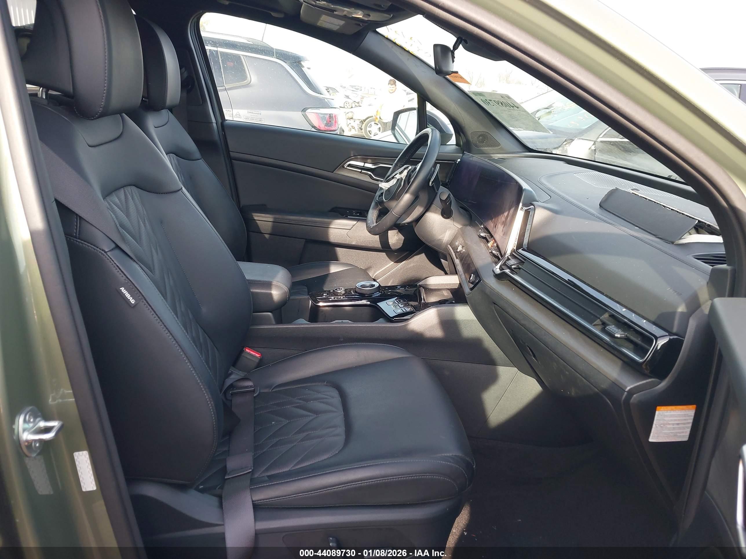KIA SPORTAGE image 5
