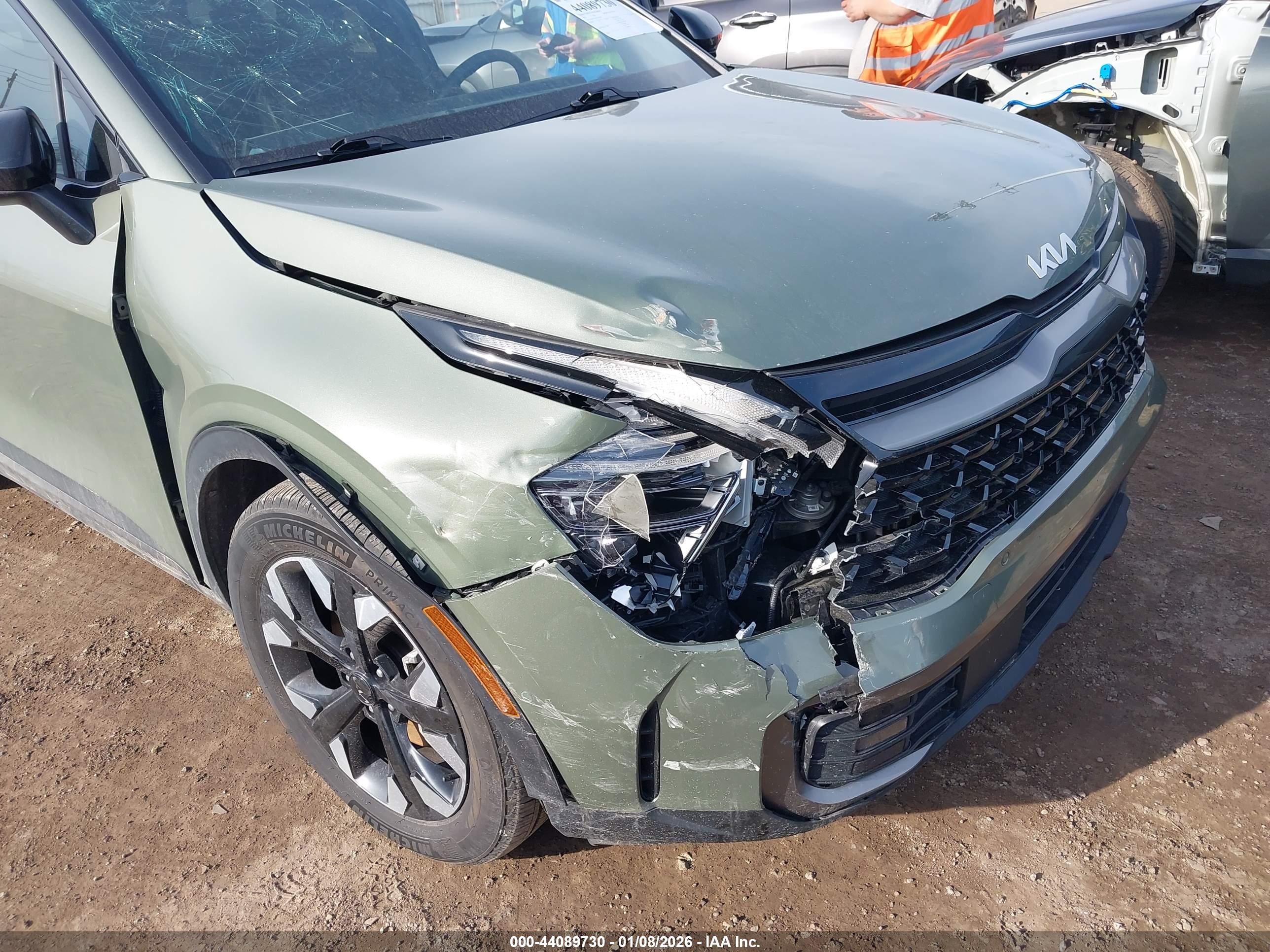 KIA SPORTAGE image 6