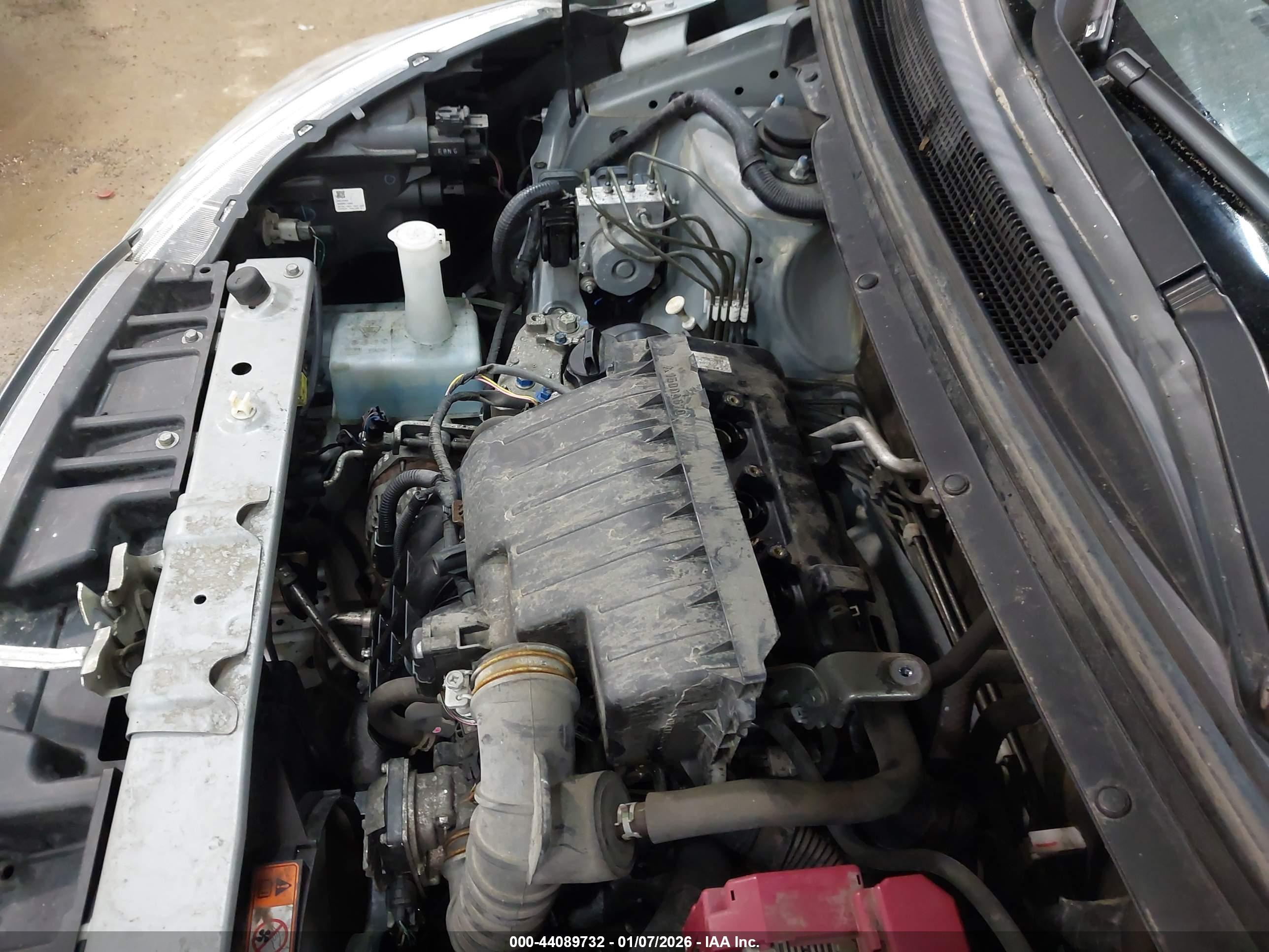 MITSUBISHI MIRAGE image 6