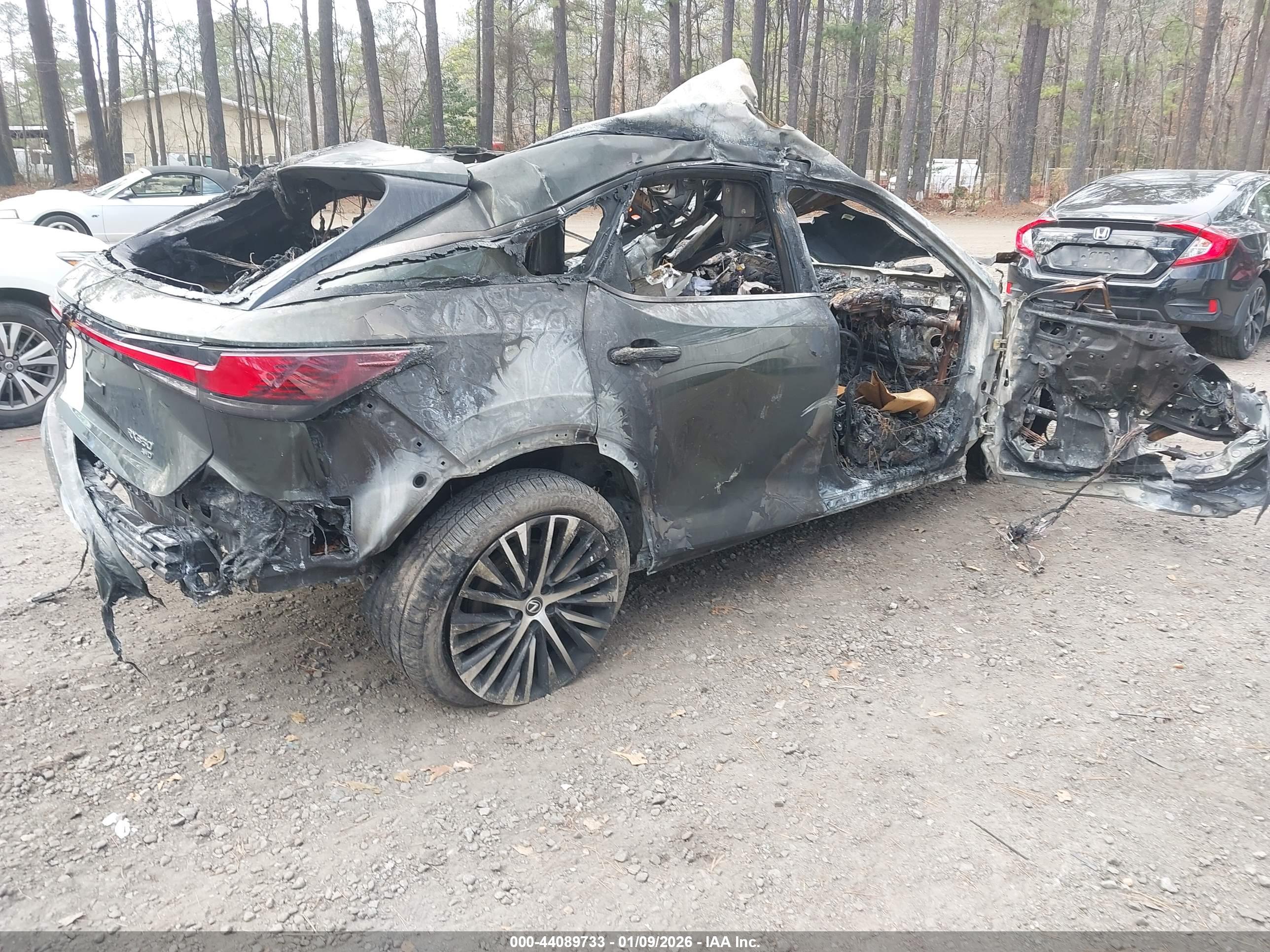 LEXUS RX image 4