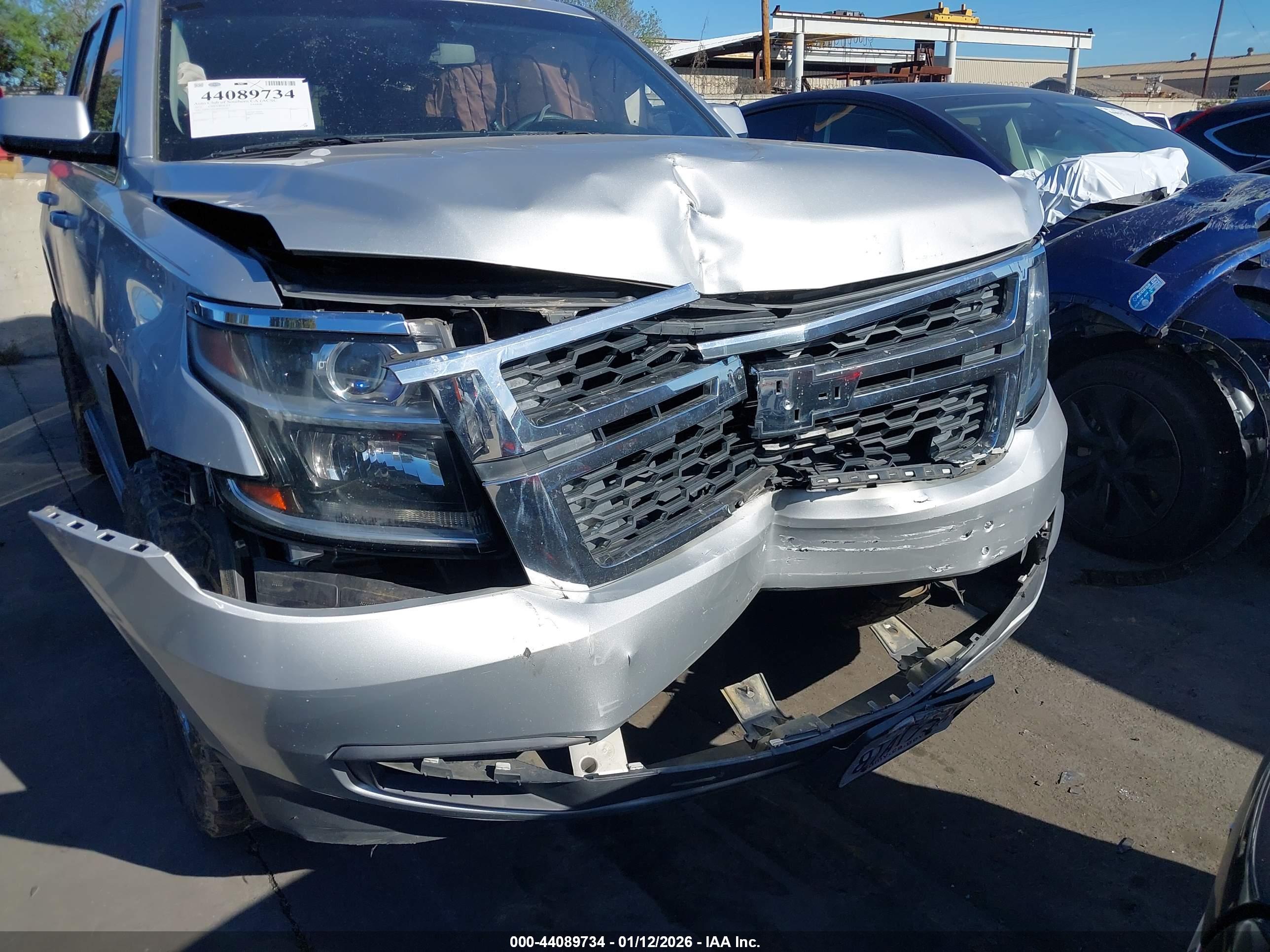 CHEVROLET TAHOE image 6