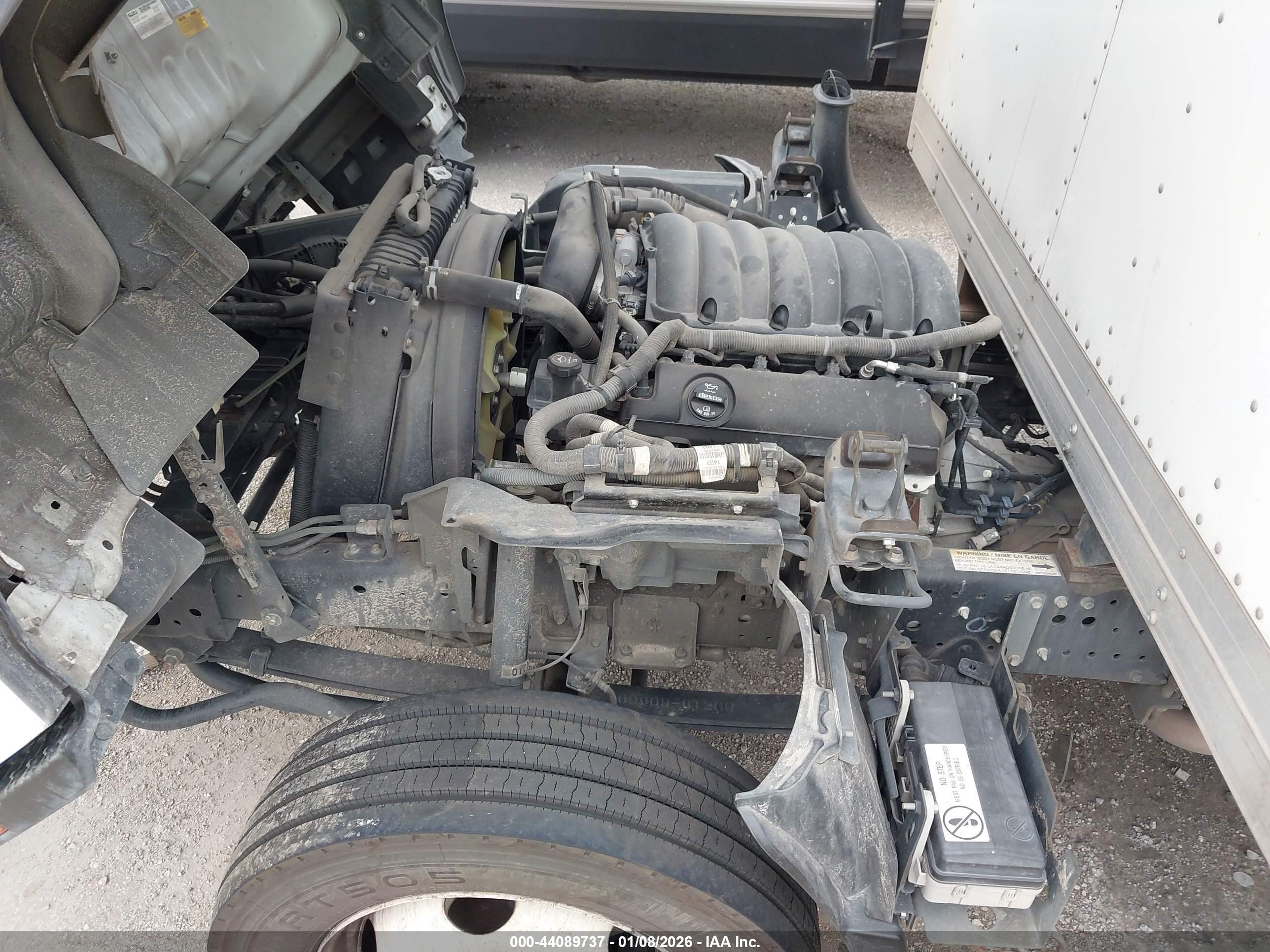 ISUZU NPR image 10