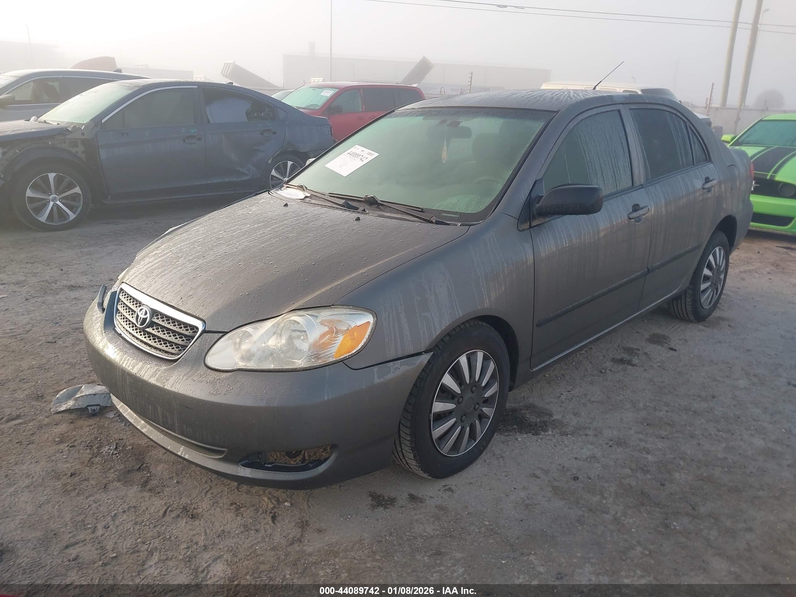 TOYOTA COROLLA image 2