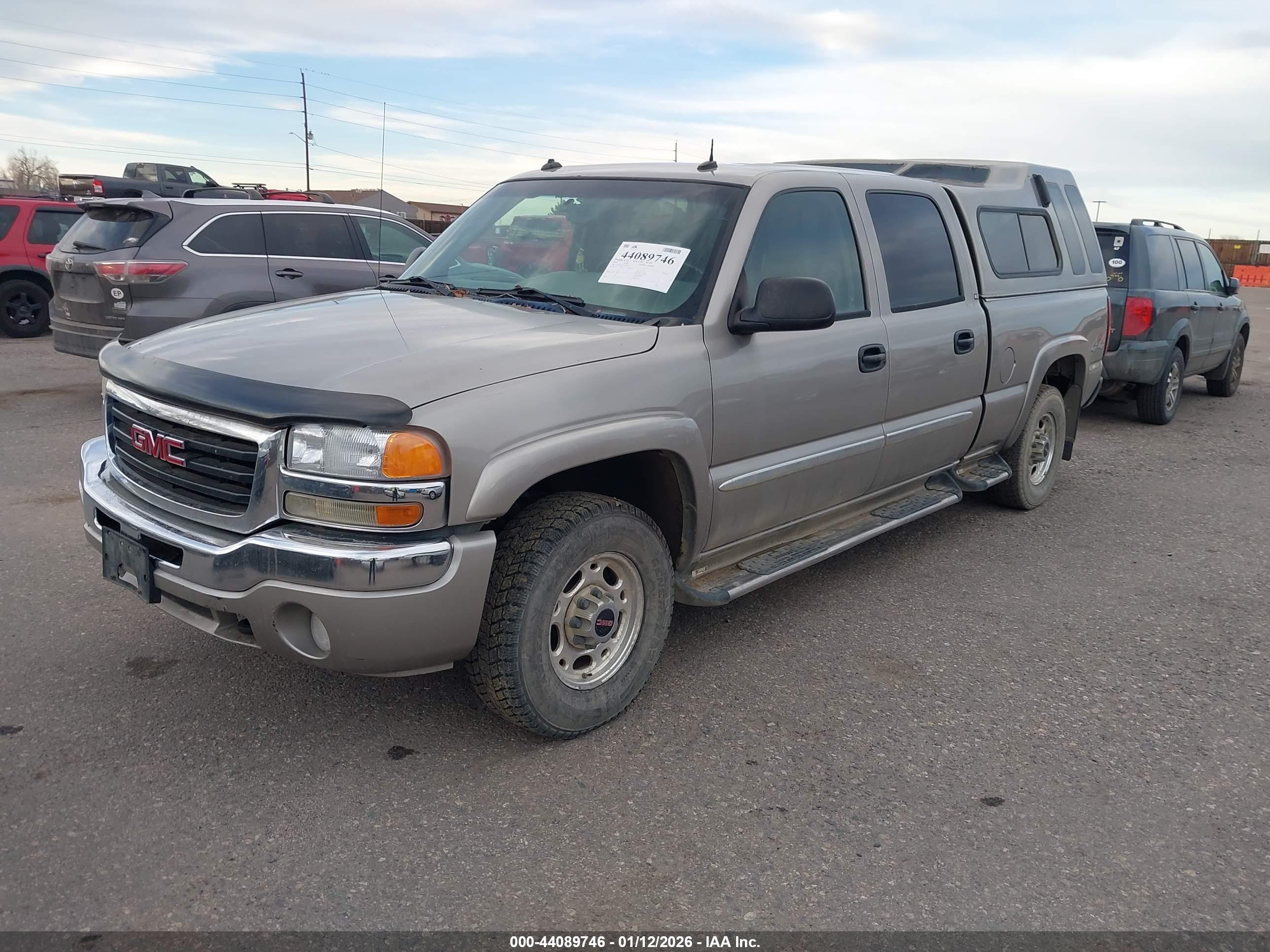 GMC SIERRA image 2
