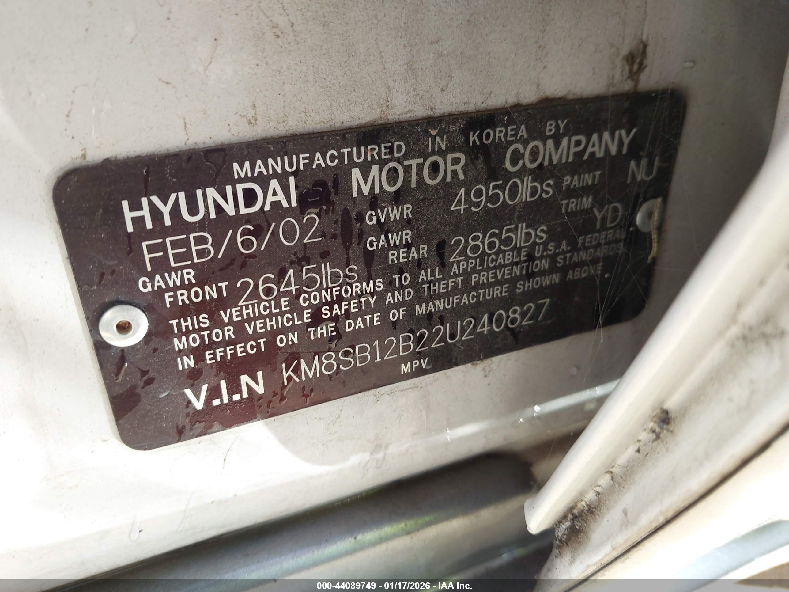 HYUNDAI SANTA image 9