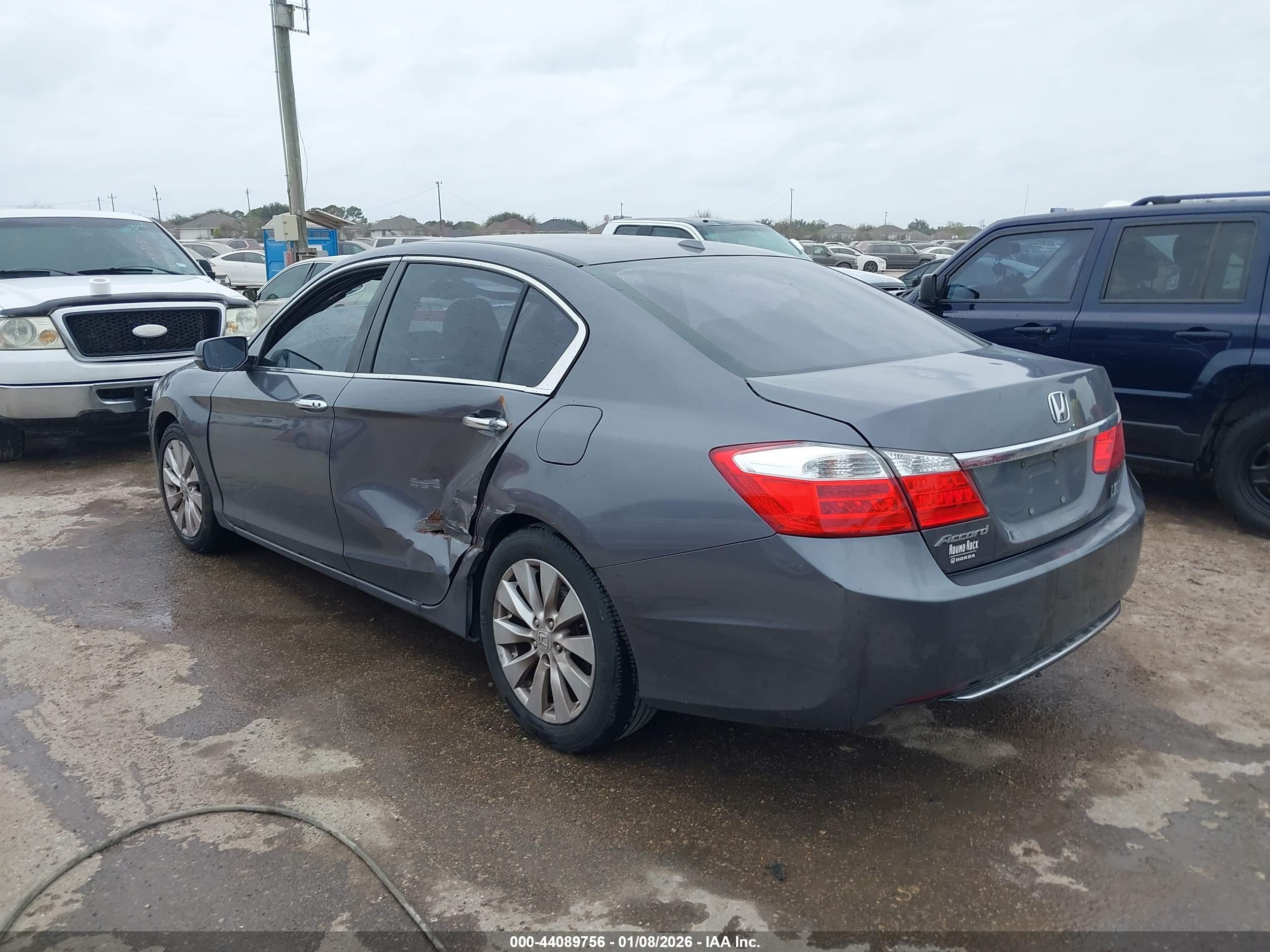 HONDA ACCORD image 3