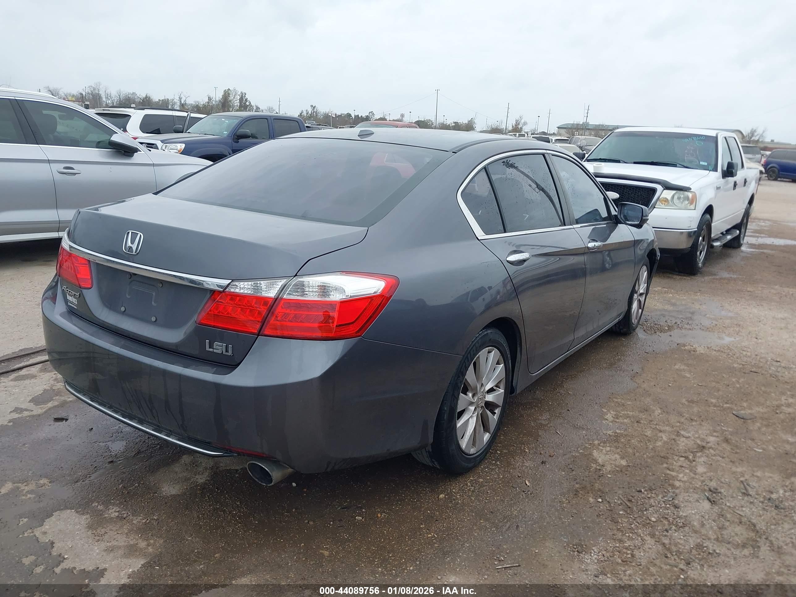 HONDA ACCORD image 4