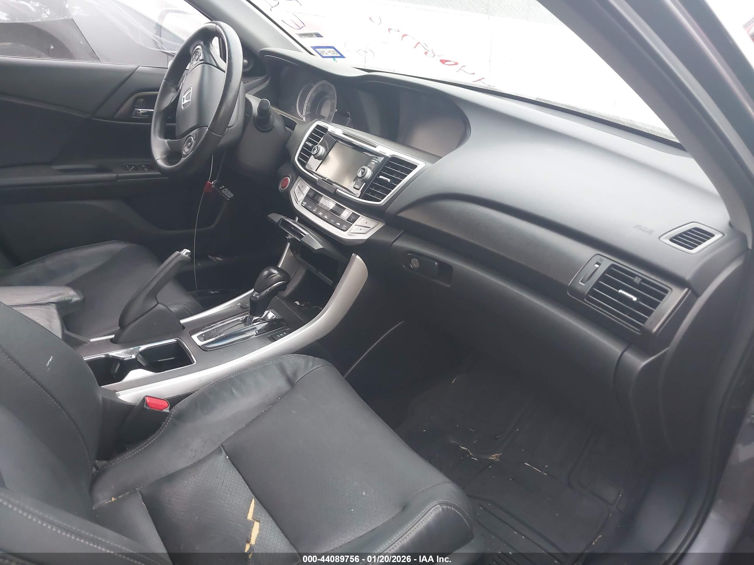HONDA ACCORD image 5