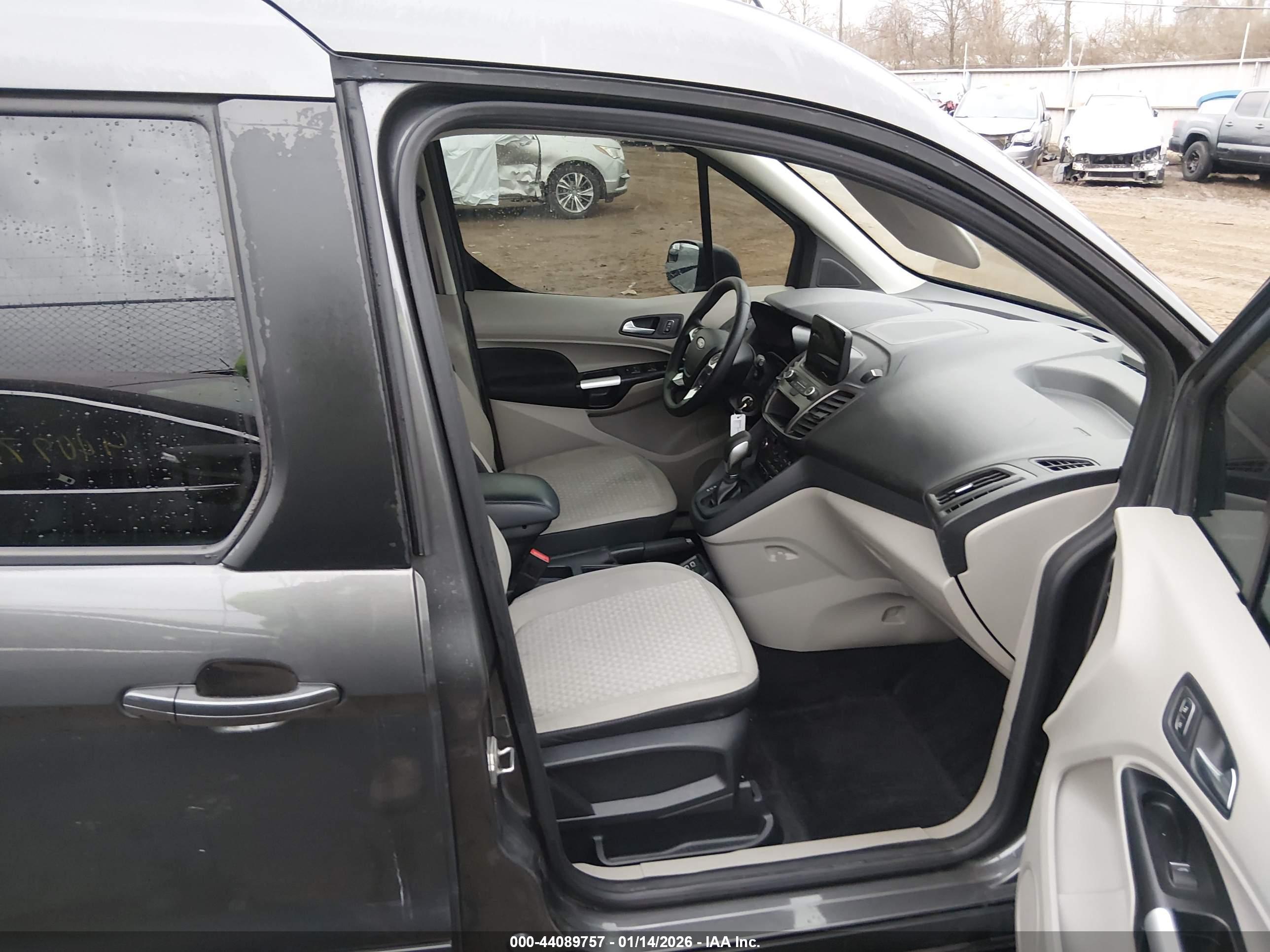 FORD TRANSIT image 5