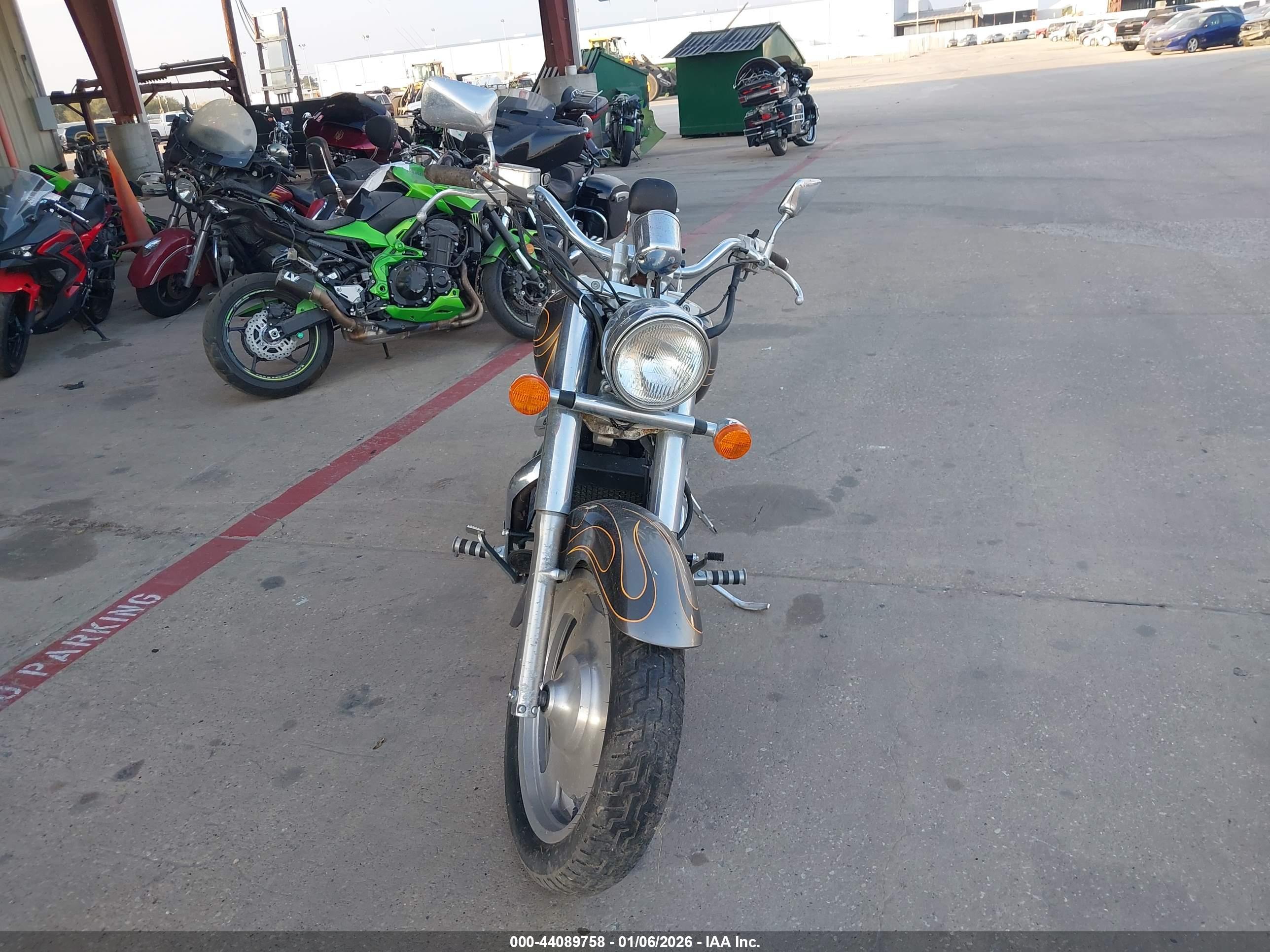 HONDA VT1100 image 5