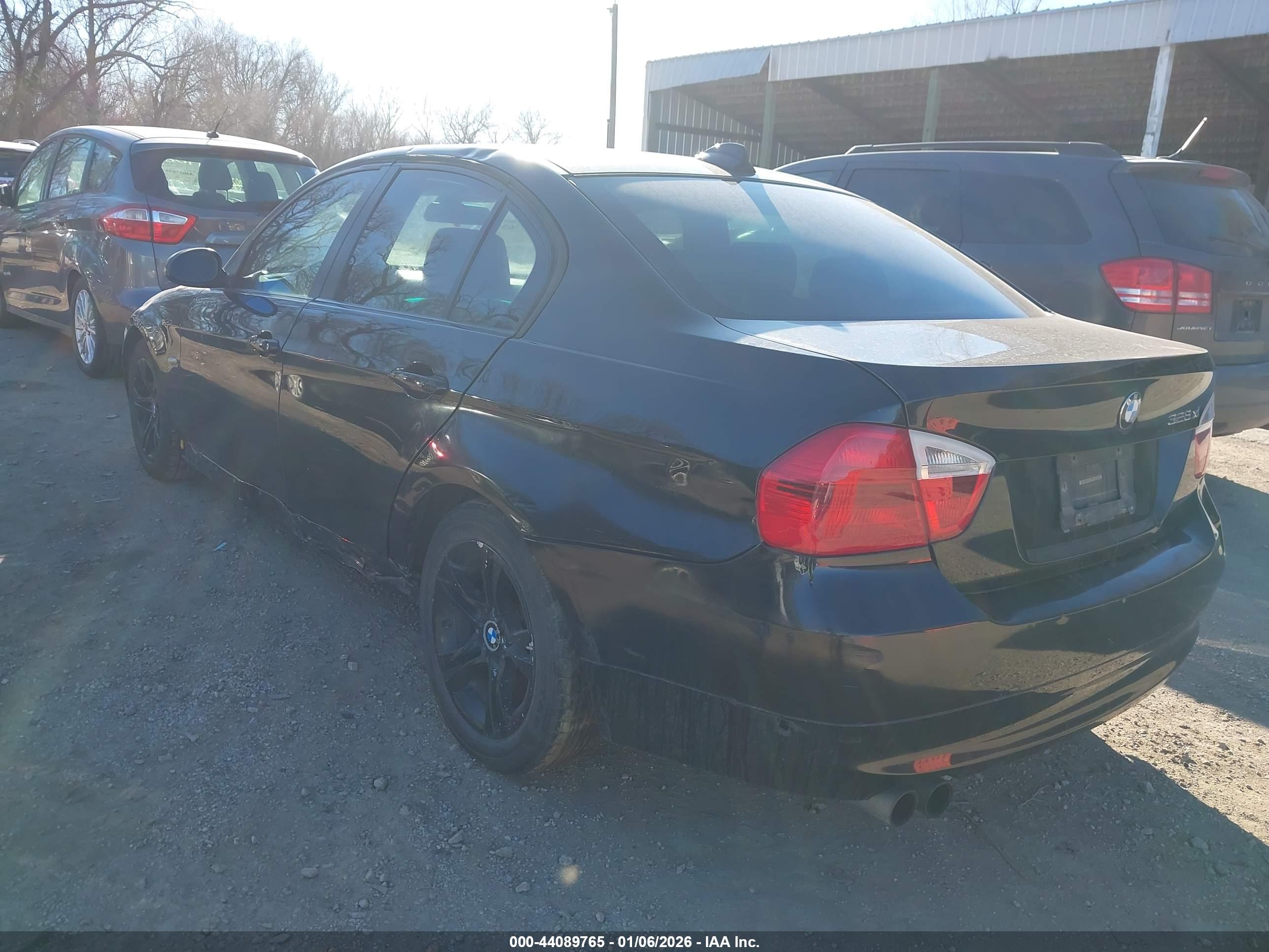 BMW 328XI image 3