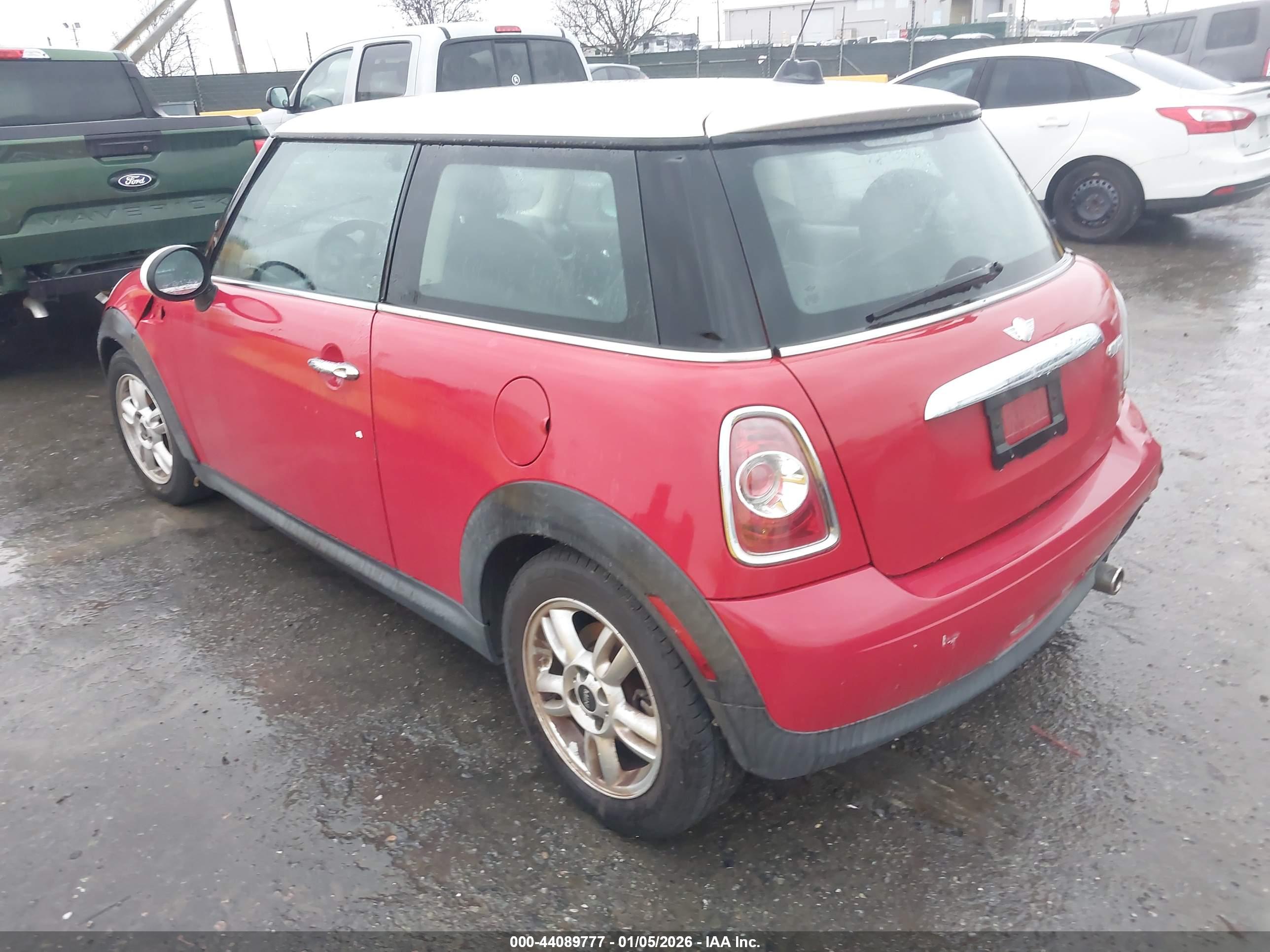 MINI COOPER image 3