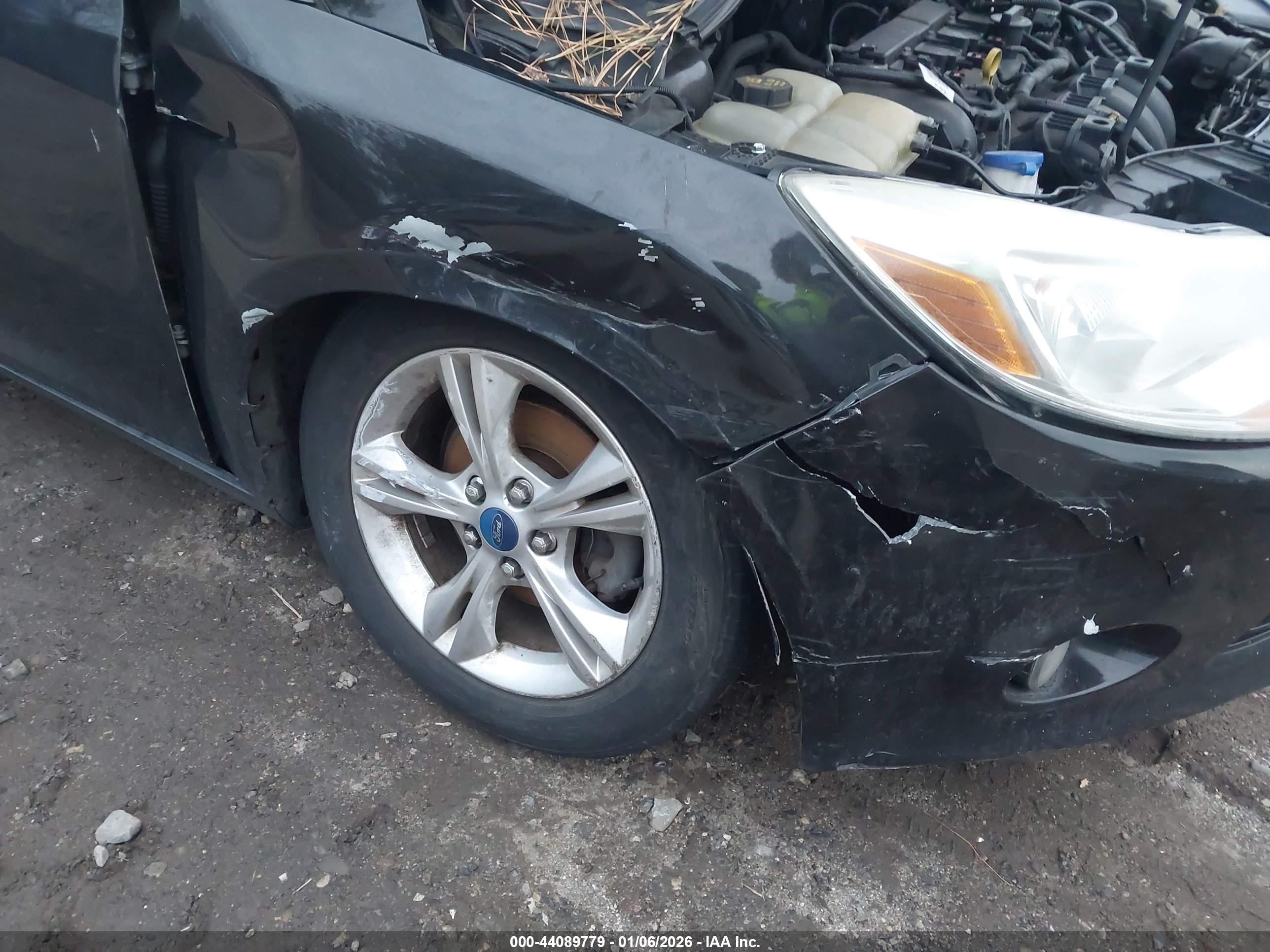 FORD FOCUS image 6