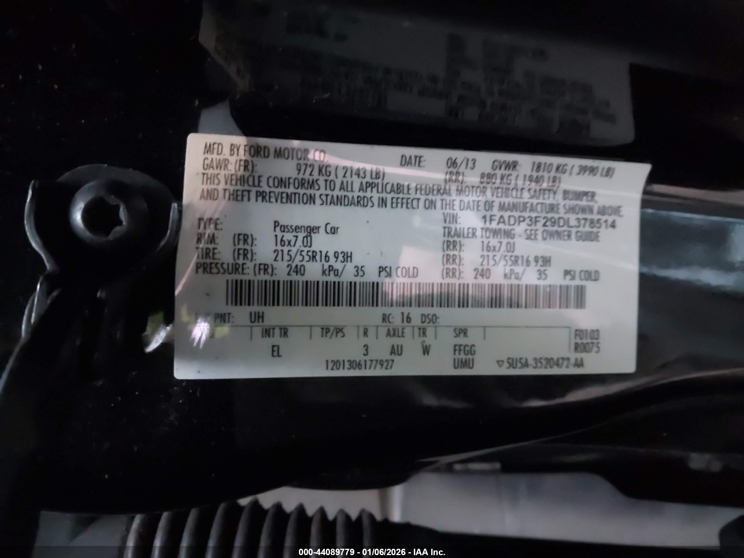 FORD FOCUS image 9