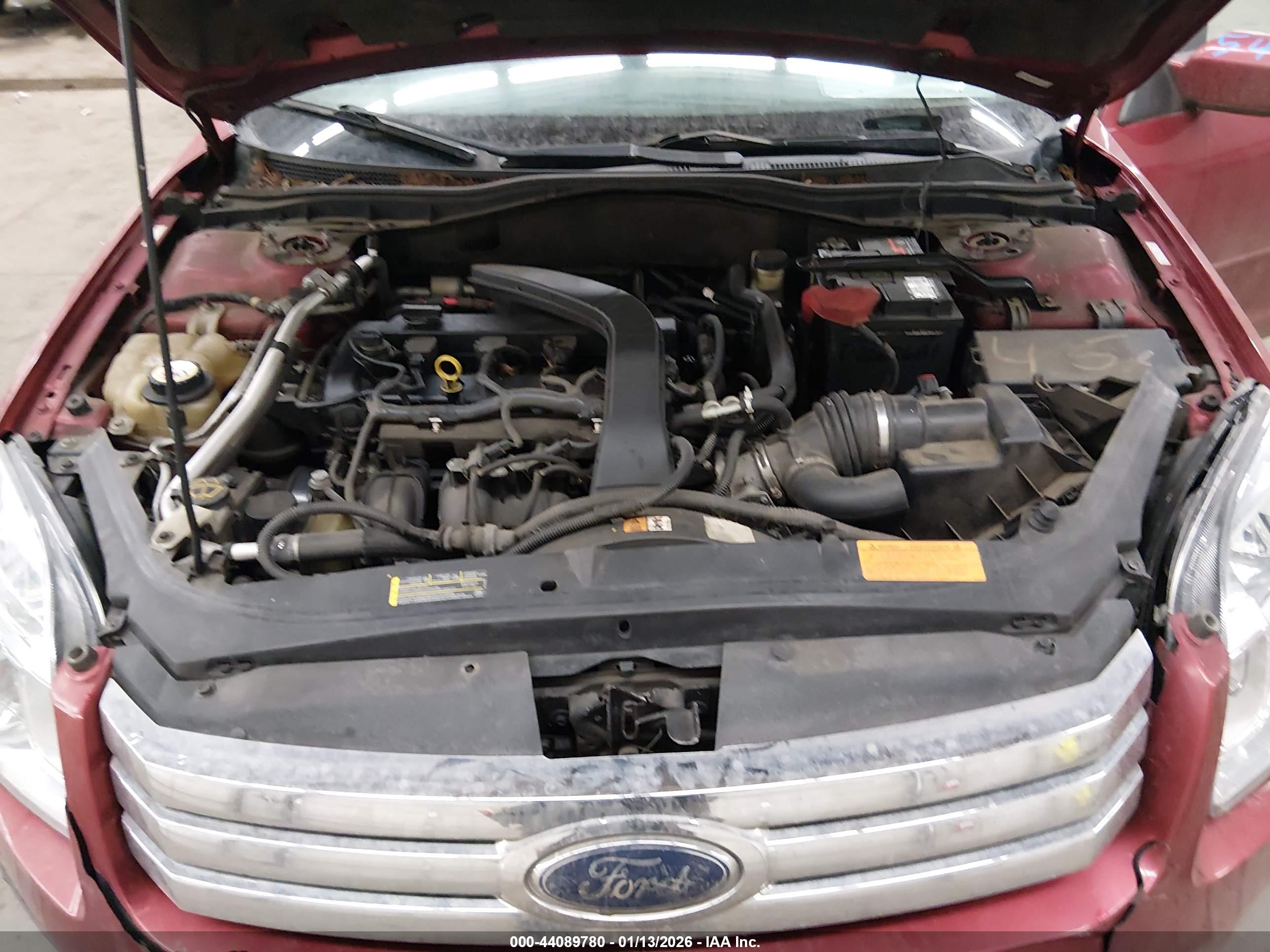 FORD FUSION image 10
