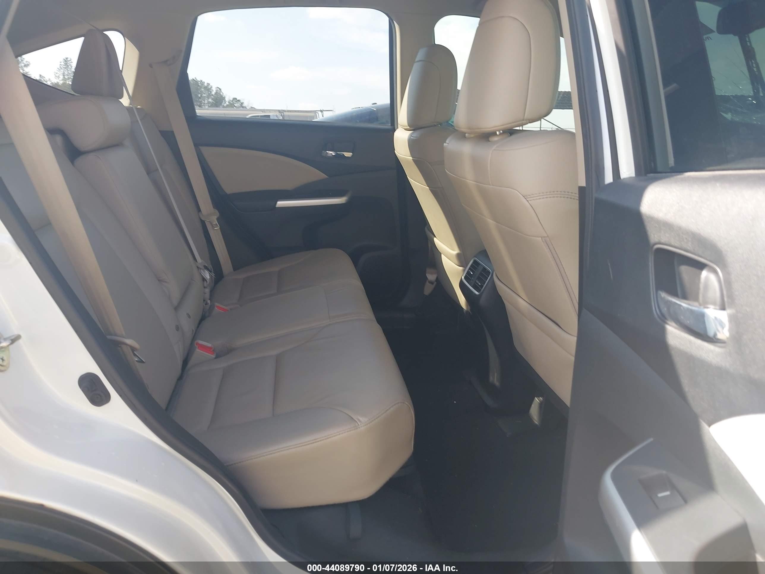 HONDA CR-V image 8