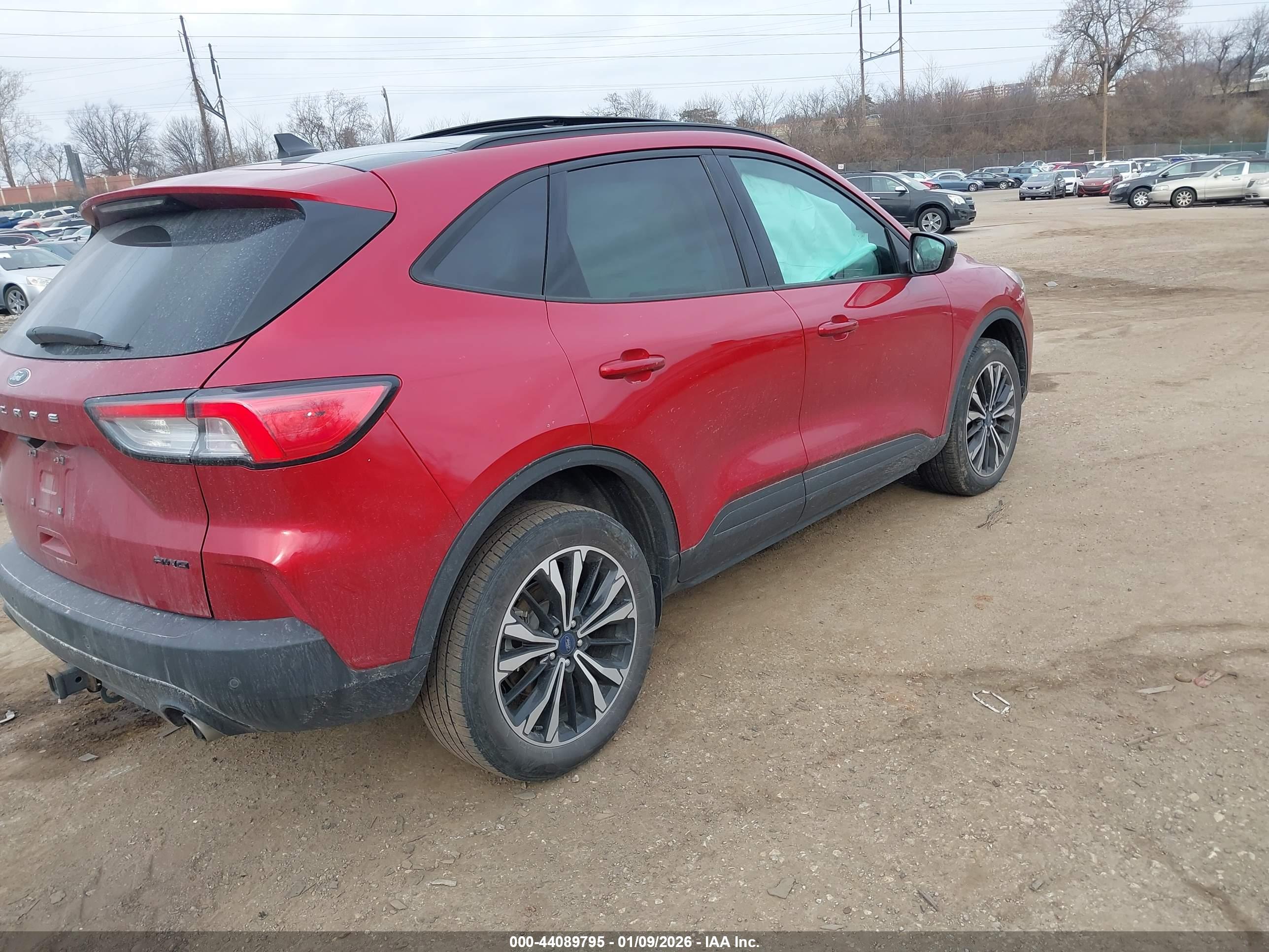 FORD ESCAPE image 4