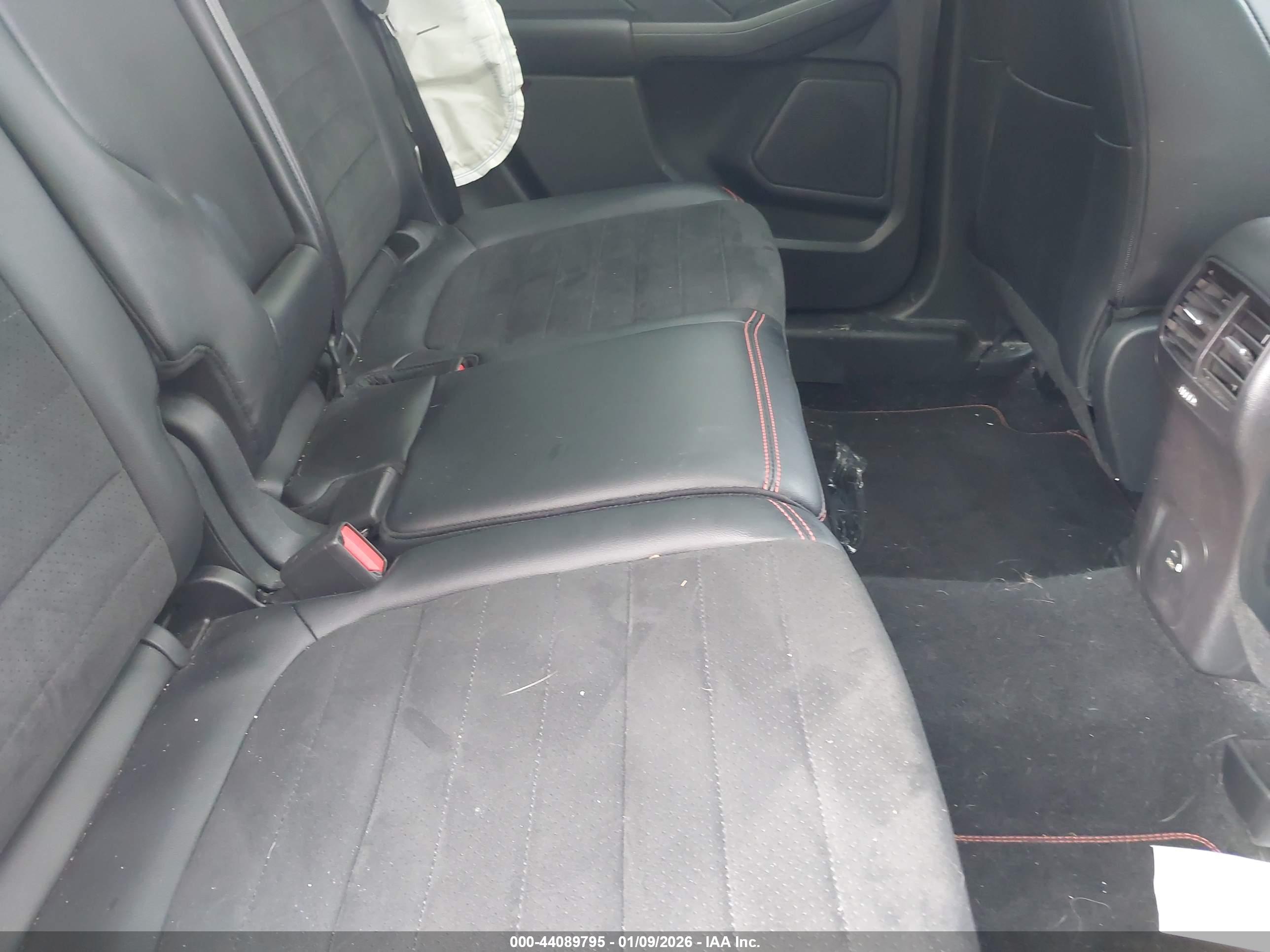 FORD ESCAPE image 8