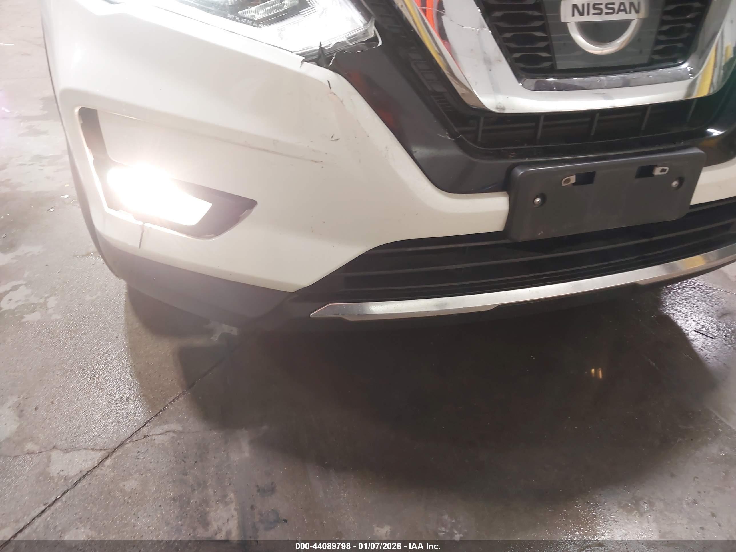 NISSAN ROGUE image 6