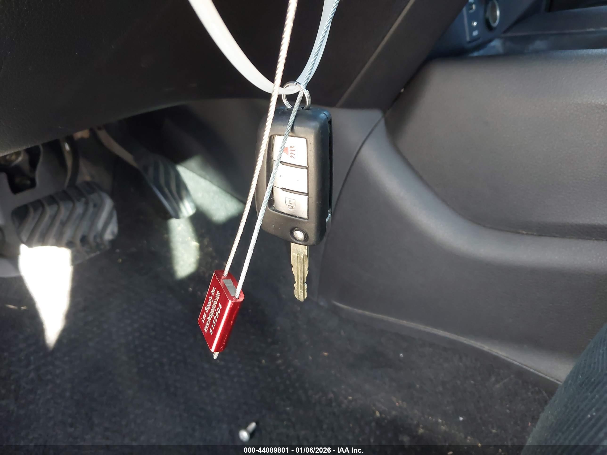 NISSAN ROGUE image 11