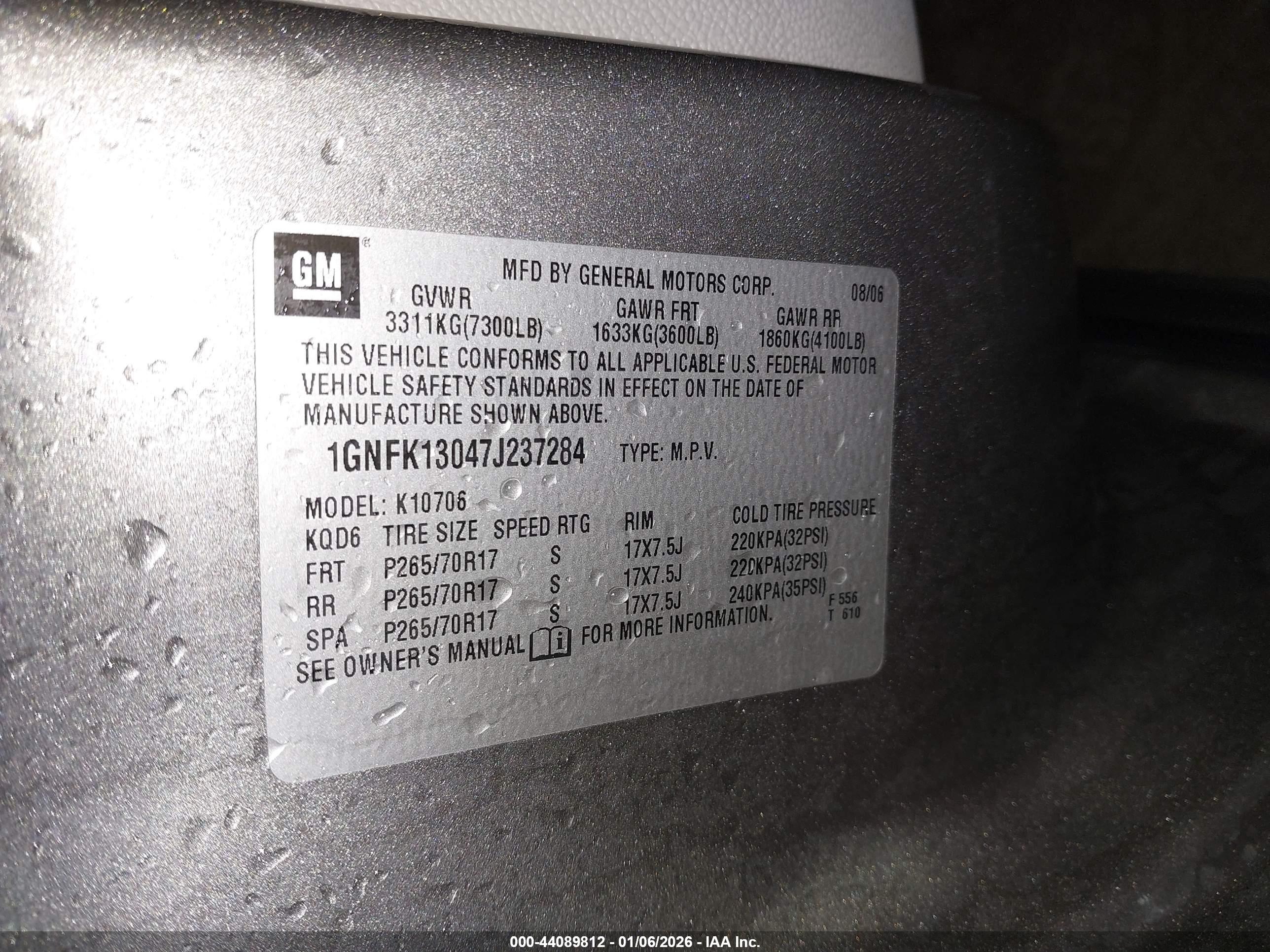 CHEVROLET TAHOE image 9
