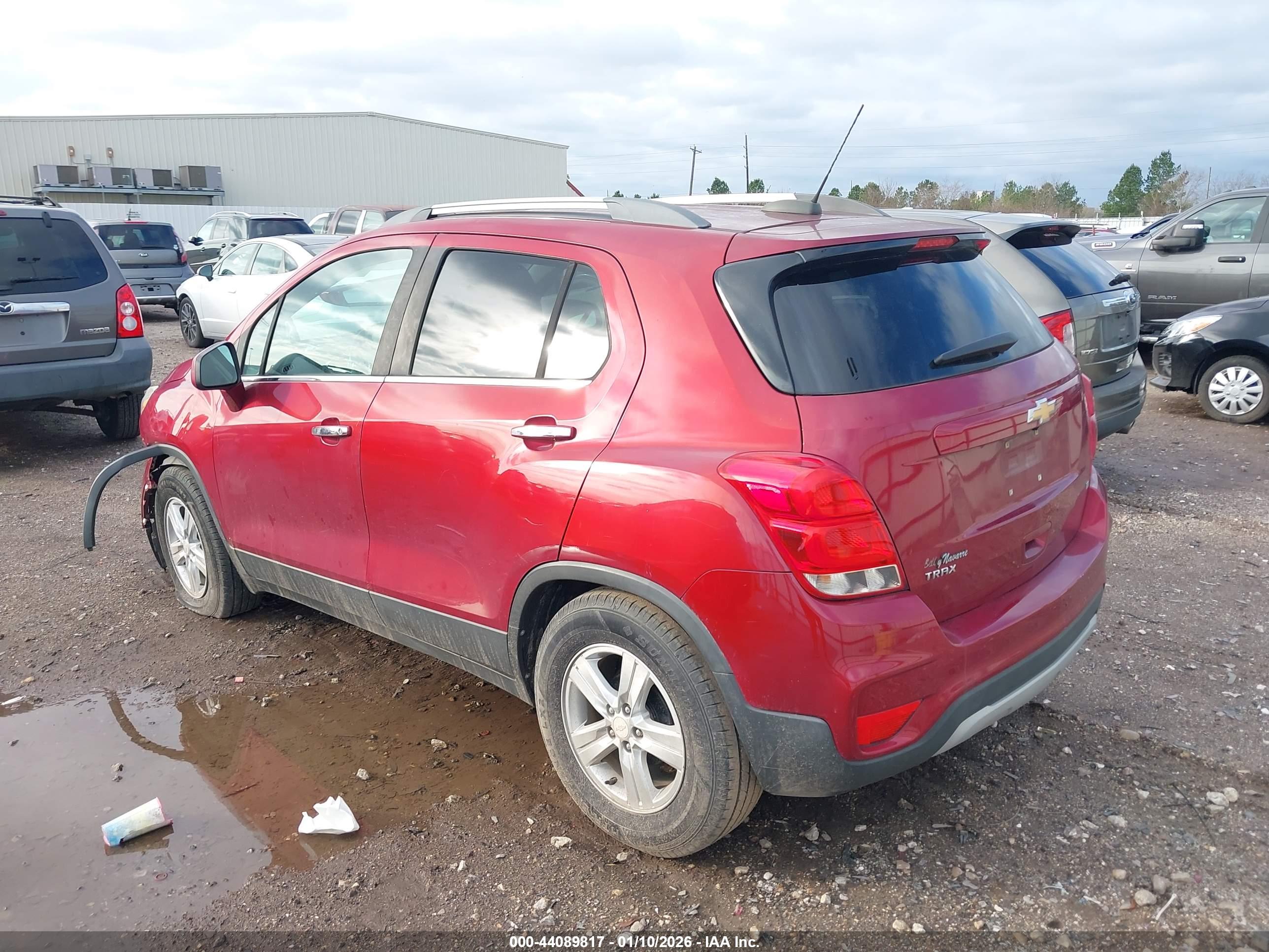 CHEVROLET TRAX image 3